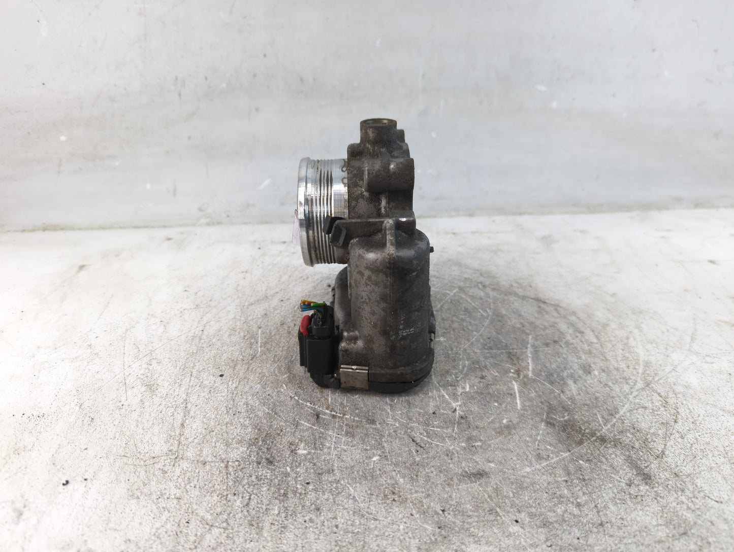 2013-2016 Ford Escape Throttle Body P/N:DS7E-9F991-BB Fits Fits 2012 2013 2014 2015 2016 2017 OEM Used Auto Parts - Oemuseda