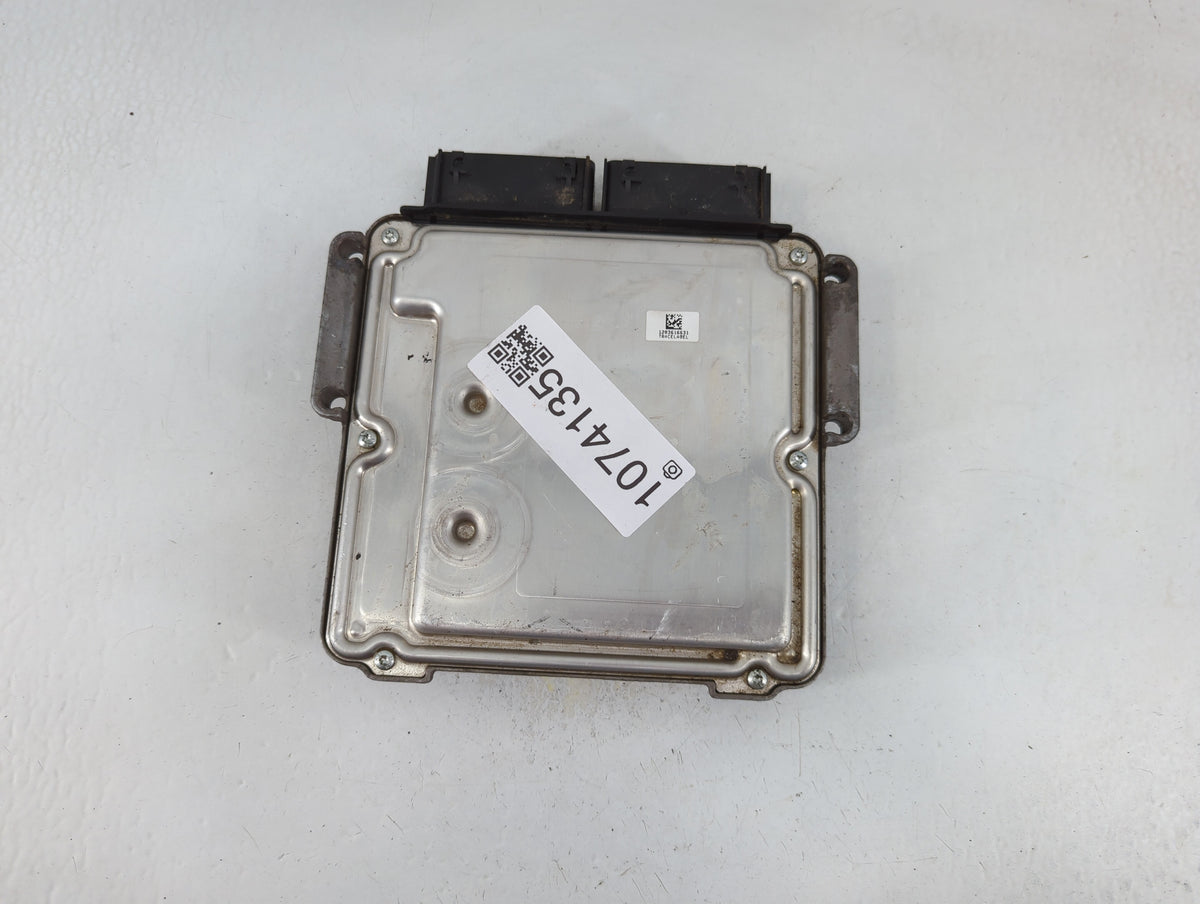 2014-2016 Ford Escape PCM Engine Control Computer ECU ECM PCU OEM P/N:FJ5A-12A650-EC Fits 2014 2015 2016 OEM Used Auto Parts