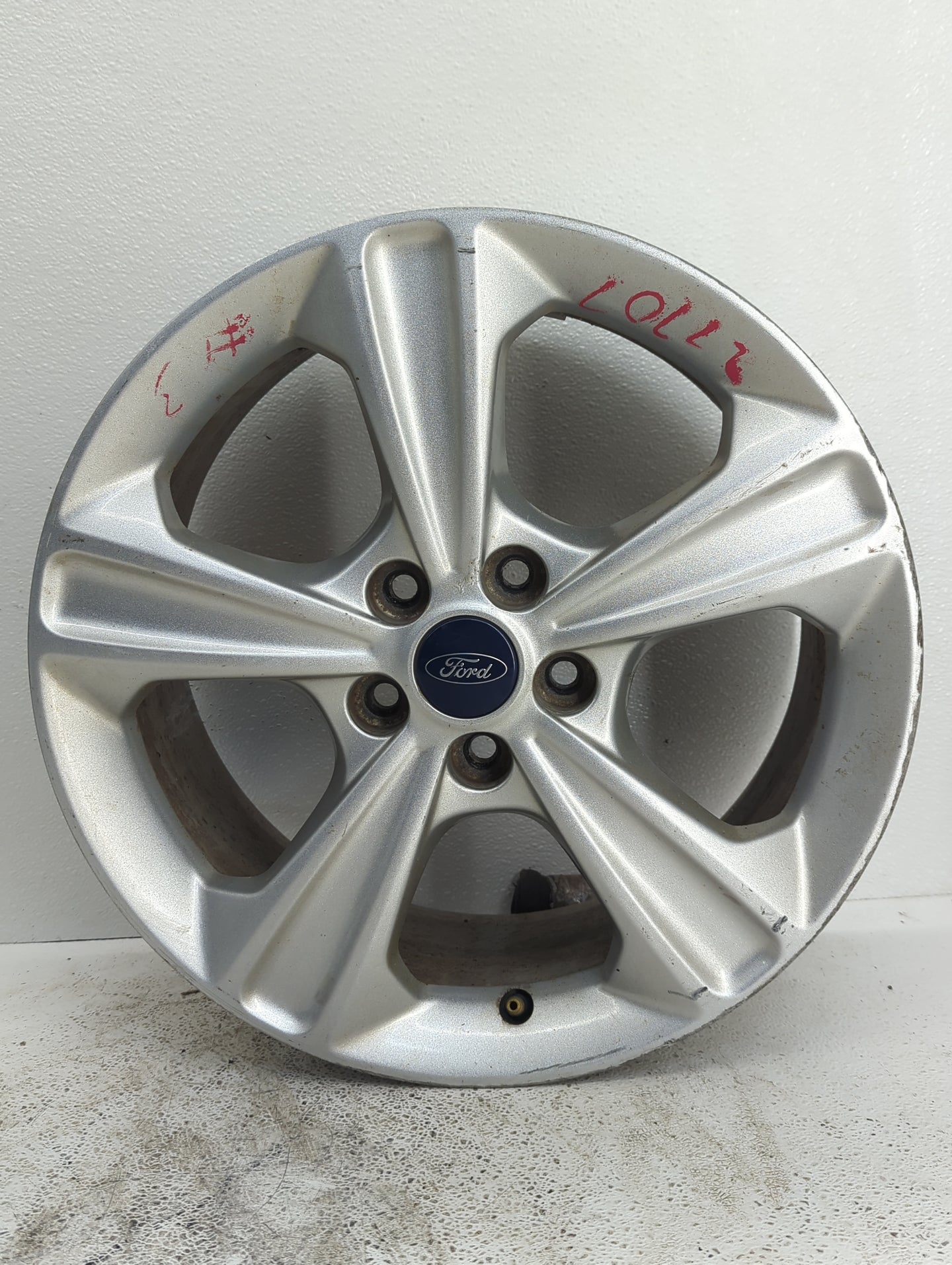 2013-2016 Ford Escape Oem Wheel Rim 1076695 - Oemusedautoparts1.com