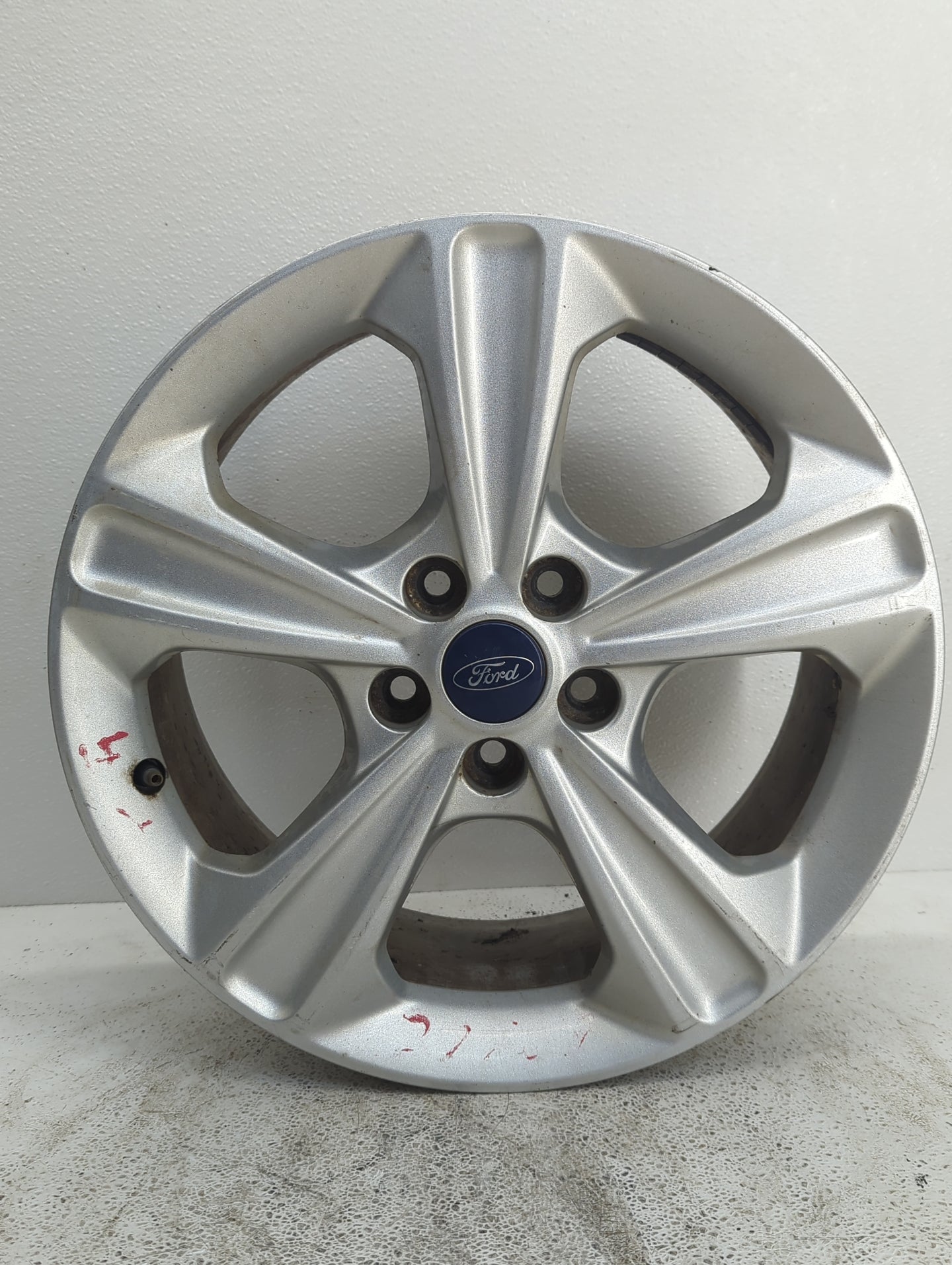 2013-2016 Ford Escape Oem Wheel Rim - Oemusedautoparts1.com