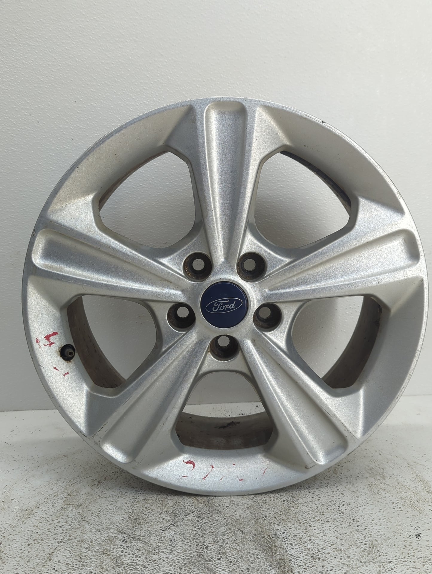 2013-2016 Ford Escape Oem Wheel Rim - Oemusedautoparts1.com