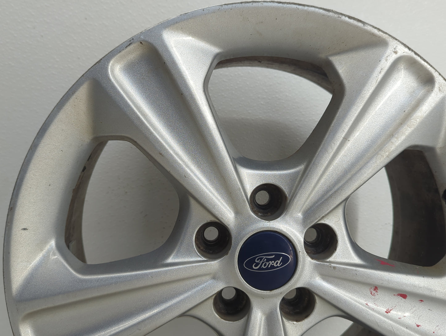 2013-2016 Ford Escape Oem Wheel Rim 1079092 - Oemusedautoparts1.com