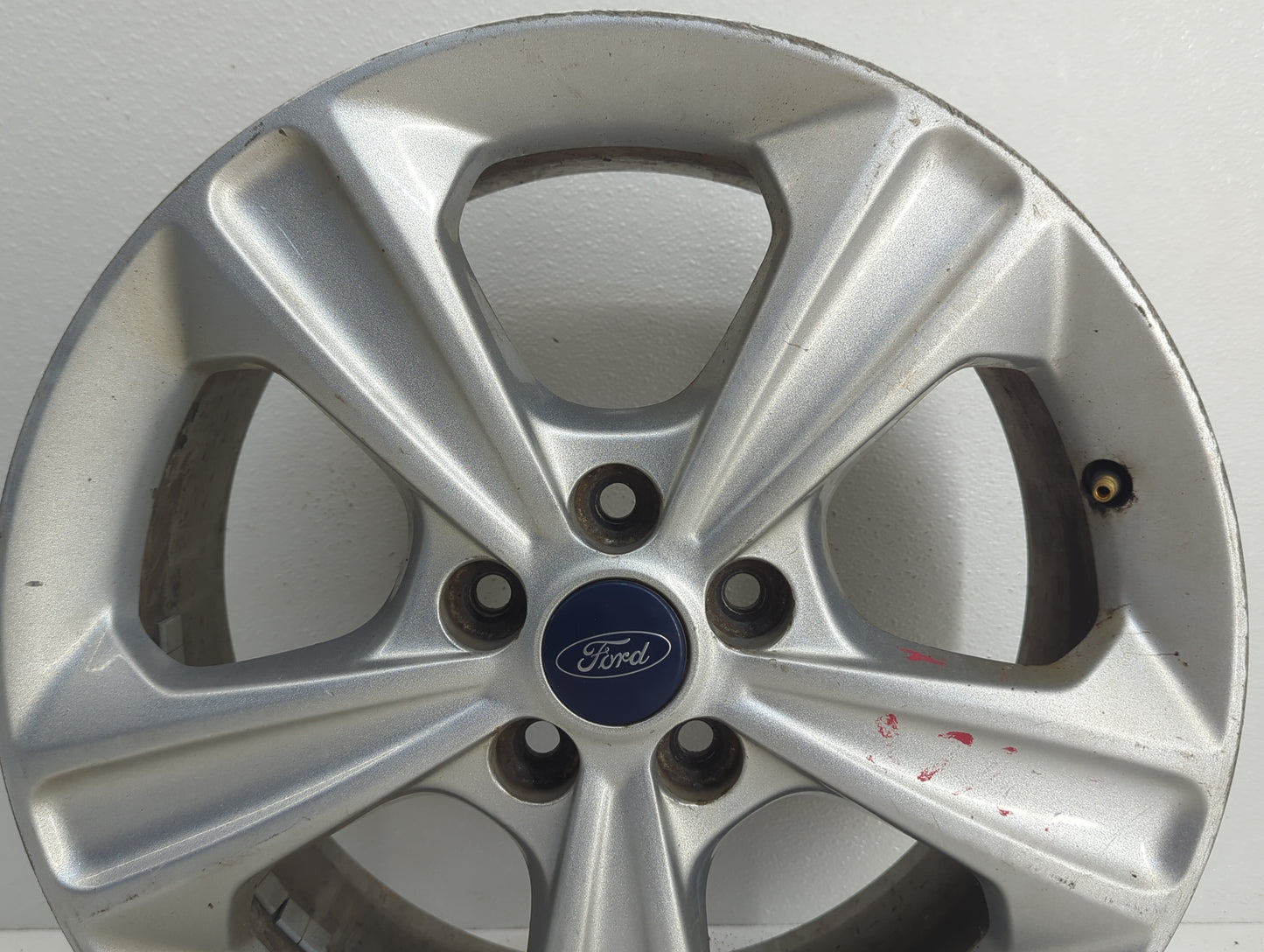 2013-2016 Ford Escape Oem Wheel Rim 1079092 - Oemusedautoparts1.com