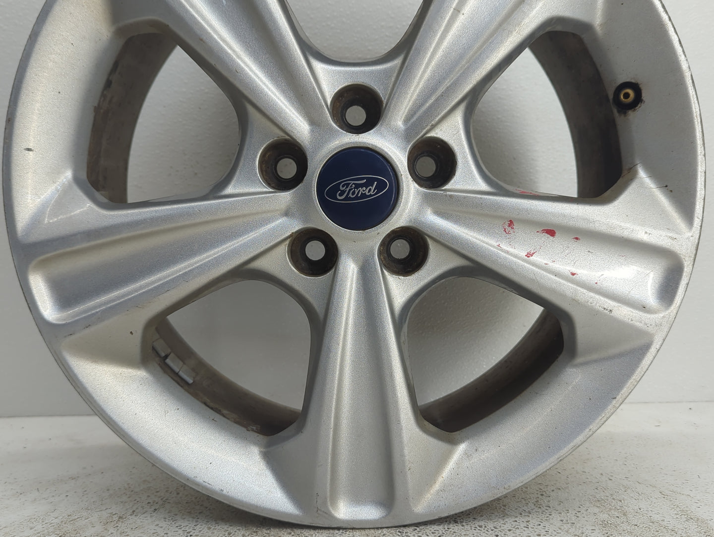 2013-2016 Ford Escape Oem Wheel Rim 1079092 - Oemusedautoparts1.com