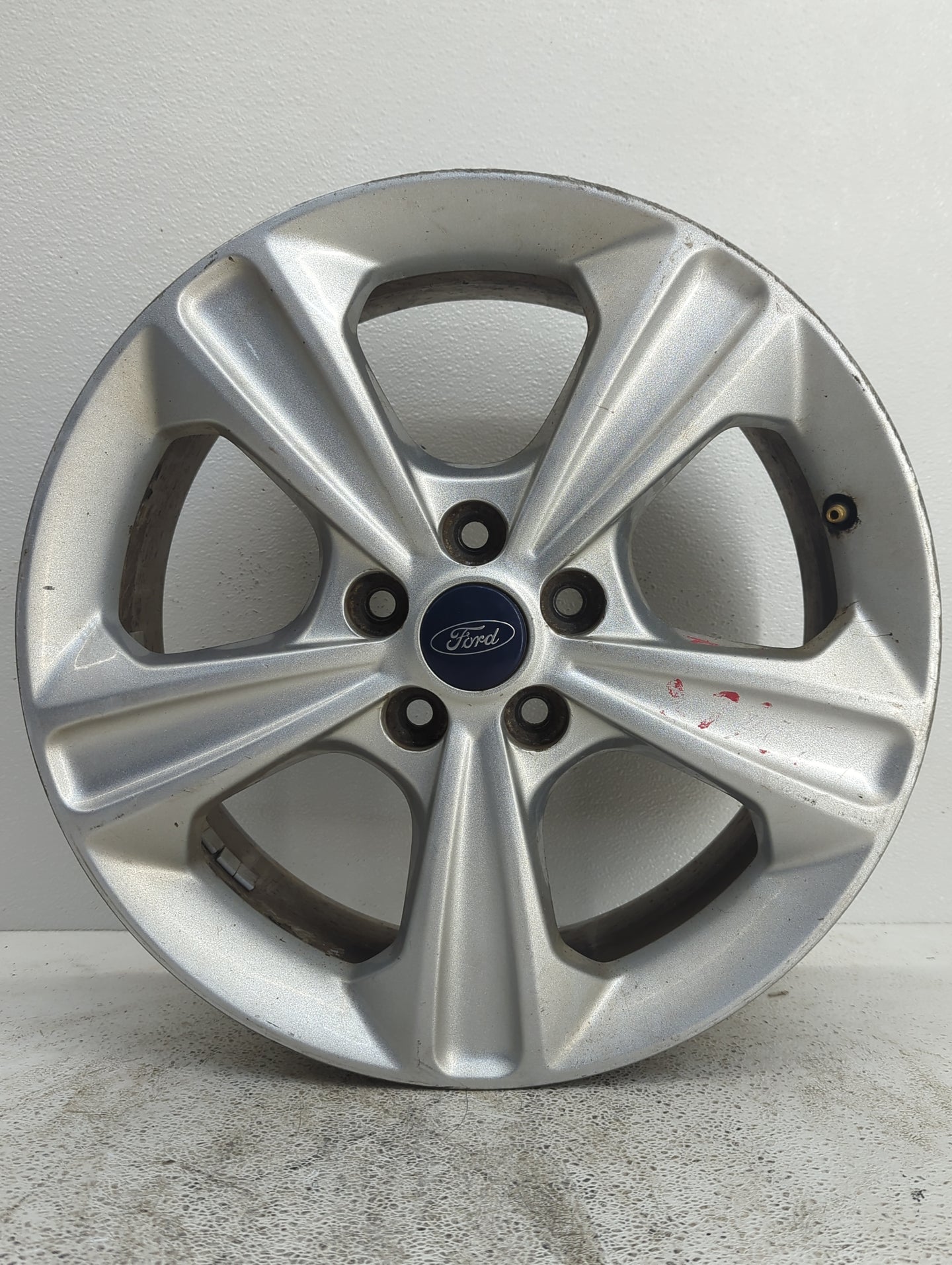 2013-2016 Ford Escape Oem Wheel Rim - Oemusedautoparts1.com