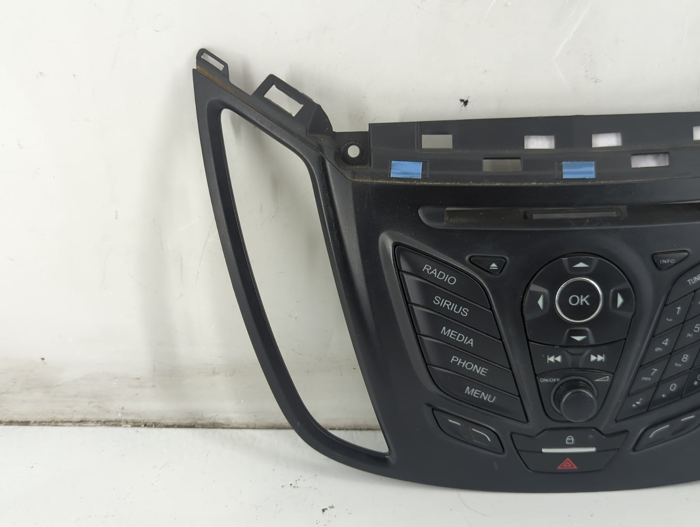 2013-2016 Ford Escape Radio AM FM Cd Player Receiver Replacement P/N:DJ5T-18K811 GA Fits Fits 2013 2014 2015 2016 OEM Used A