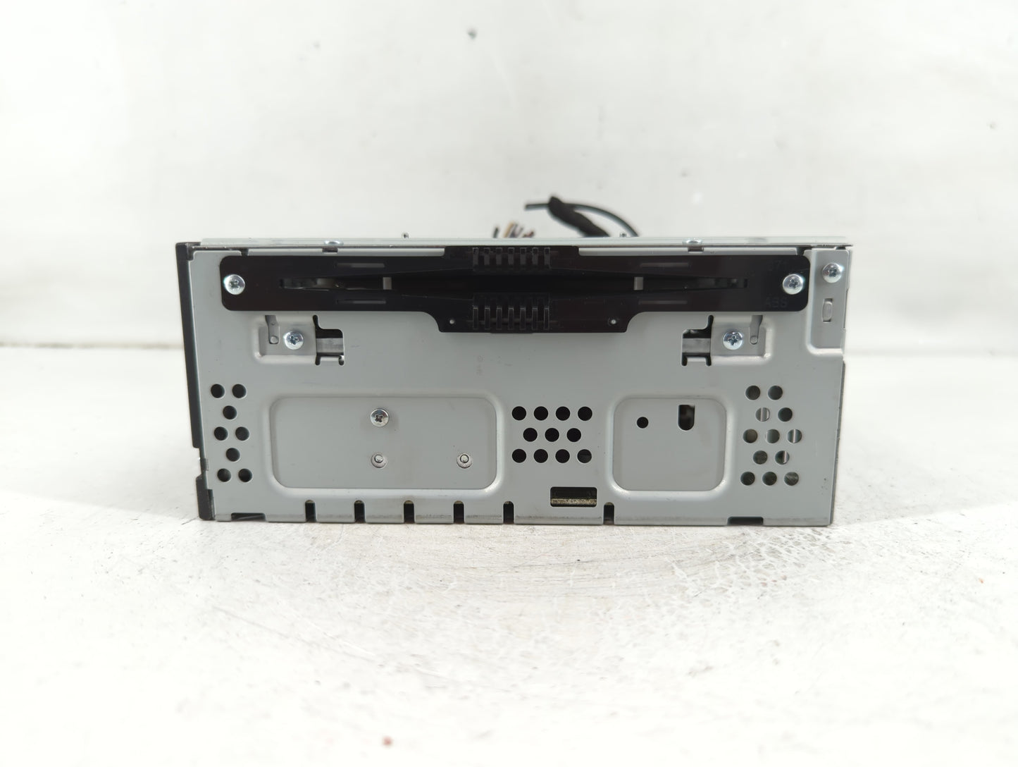 2013-2015 Ford Escape Radio AM FM Cd Player Receiver Replacement Fits Fits 2013 2014 2015 OEM Used Auto Parts - Oemusedautop