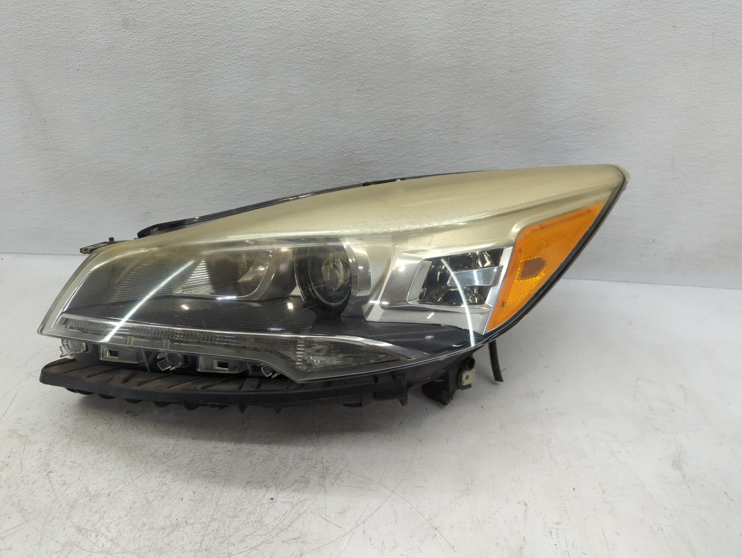 2013-2016 Ford Escape Driver Left Oem Head Light Headlight Lamp - Oemusedautoparts1.com