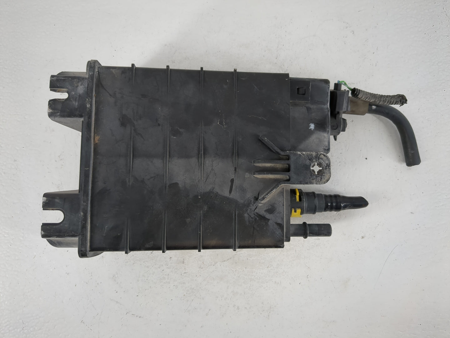 2014 Ford Escape Fuel Vapor Charcoal Canister 1120672 - Oemusedautoparts1.com