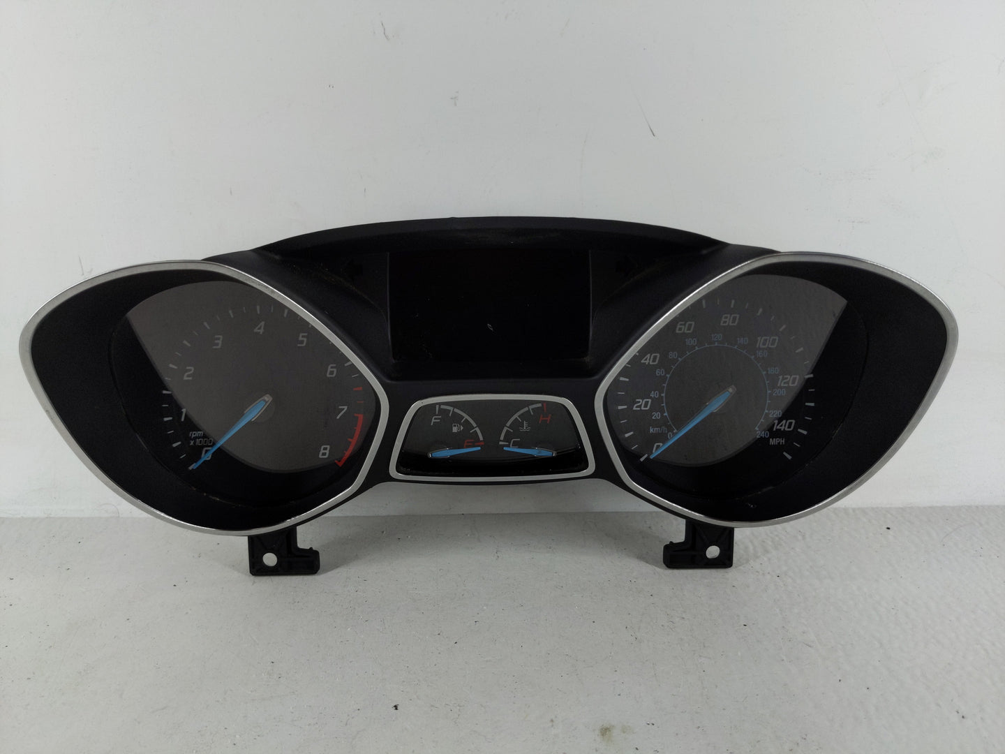 2013-2014 Ford Escape Instrument Cluster Speedometer Gauges Fits Fits 2013 2014 OEM Used Auto Parts - Oemusedautoparts1.com