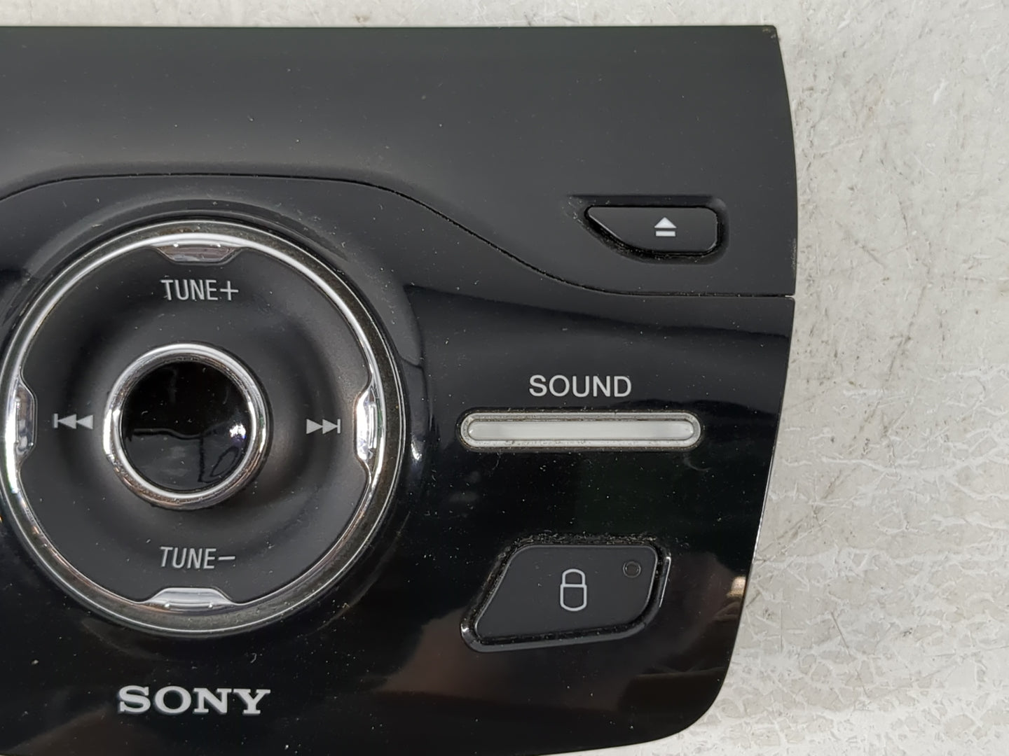 2013-2016 Ford Escape Radio AM FM Cd Player Receiver Replacement P/N:CJ5T-18K811 FD Fits Fits 2013 2014 2015 2016 OEM Used A