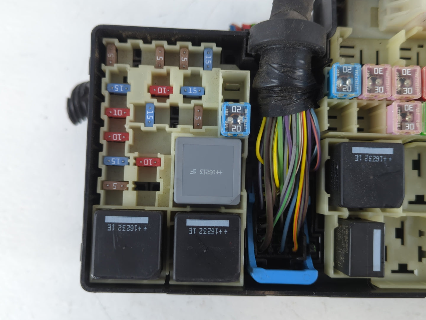 2013-2016 Ford Escape Fusebox Fuse Box Panel Relay Module P/N:AV6T-14A142=AB 21184 Fits Fits 2013 2014 2015 2016 OEM Used Au