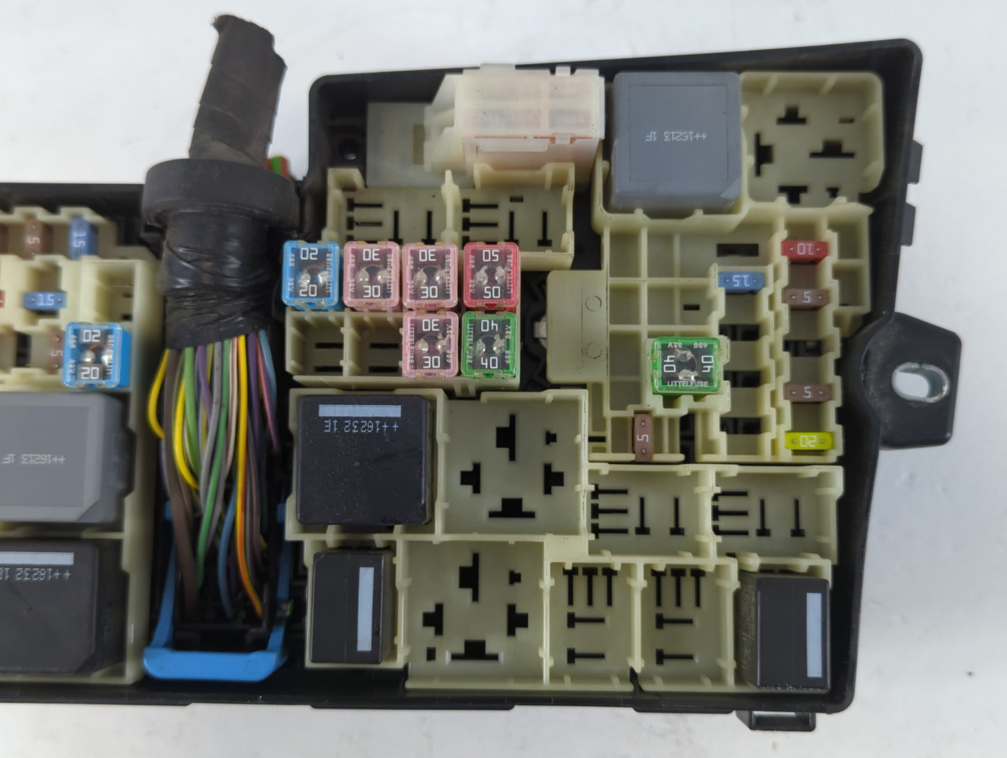 2013-2016 Ford Escape Fusebox Fuse Box Panel Relay Module P/N:AV6T-14A142=AB 21184 Fits Fits 2013 2014 2015 2016 OEM Used Au