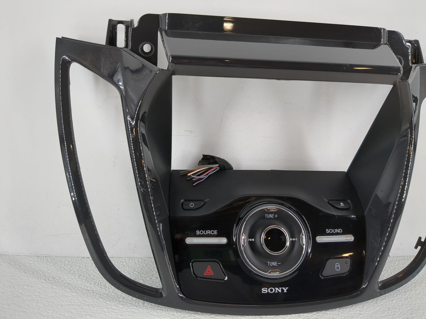 2013-2016 Ford Escape Radio AM FM Cd Player Receiver Replacement P/N:CJ54 18835 CCW Fits Fits 2013 2014 2015 2016 OEM Used A