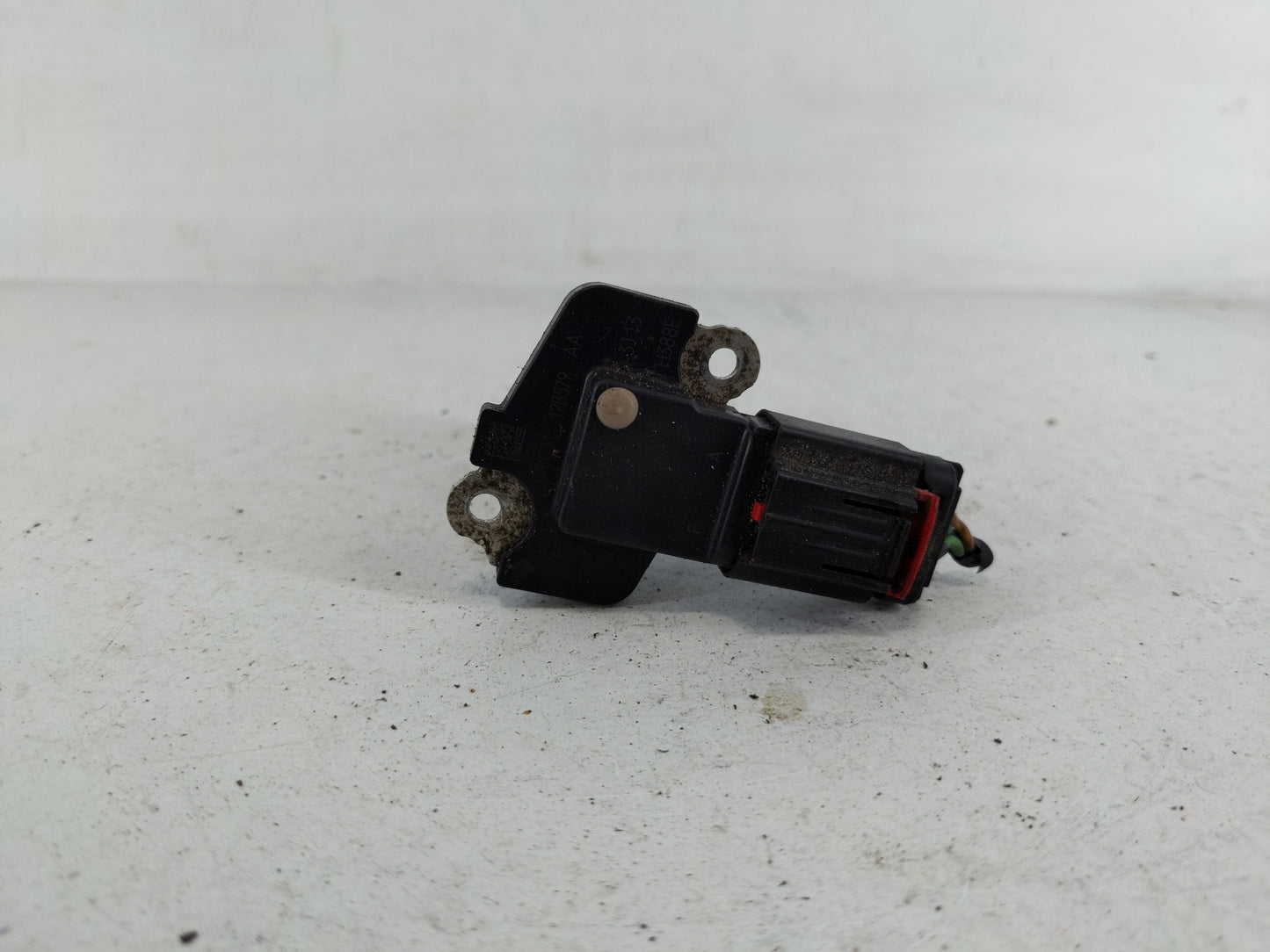 2013-2016 Ford Escape Mass Air Flow Meter Maf - Oemusedautoparts1.com