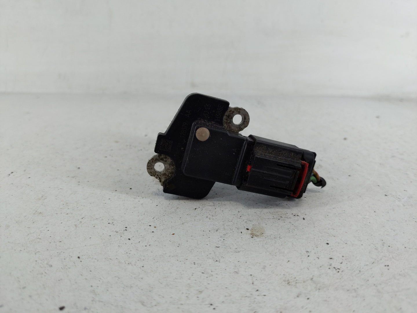 2013-2016 Ford Escape Mass Air Flow Meter Maf - Oemusedautoparts1.com