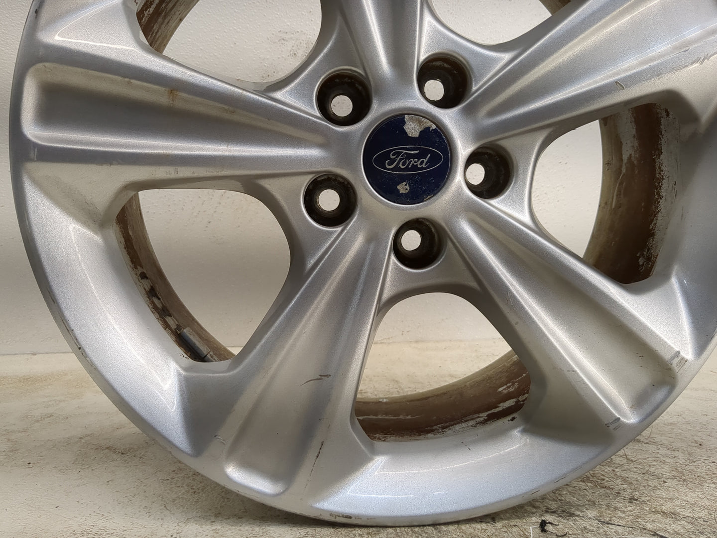 2013-2016 Ford Escape Oem Wheel Rim 1159794 - Oemusedautoparts1.com