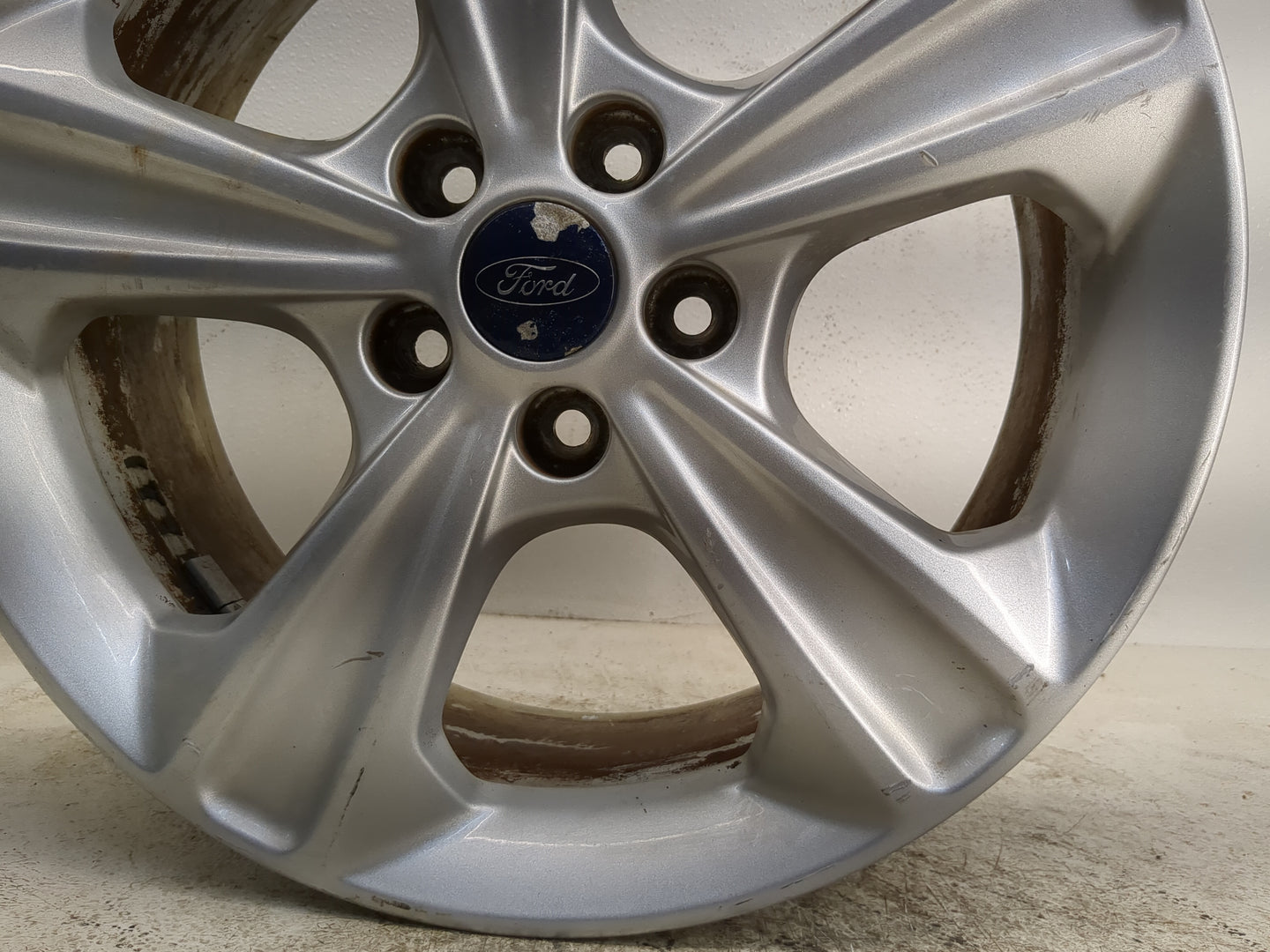 2013-2016 Ford Escape Oem Wheel Rim 1159794 - Oemusedautoparts1.com