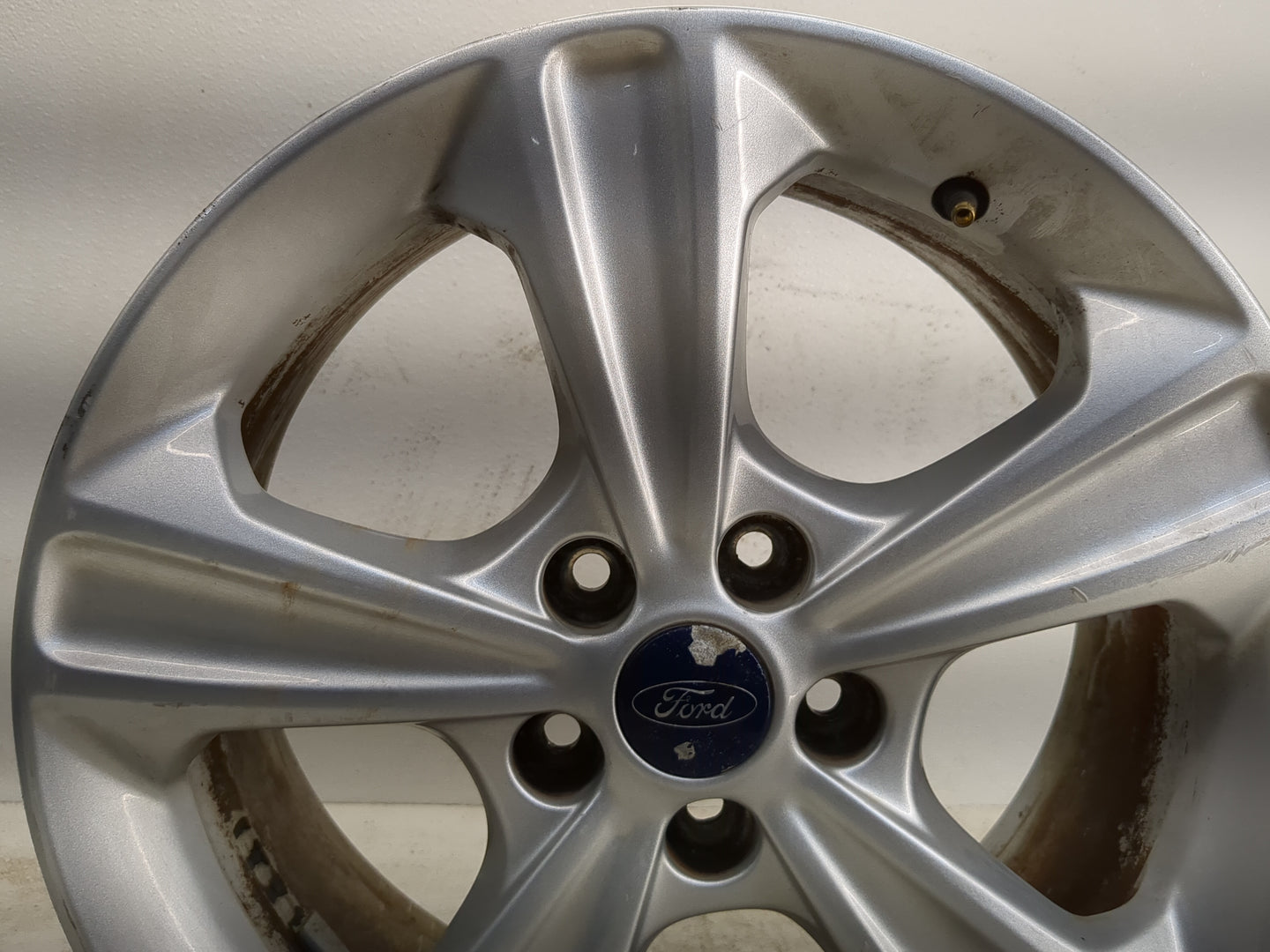2013-2016 Ford Escape Oem Wheel Rim 1159794 - Oemusedautoparts1.com