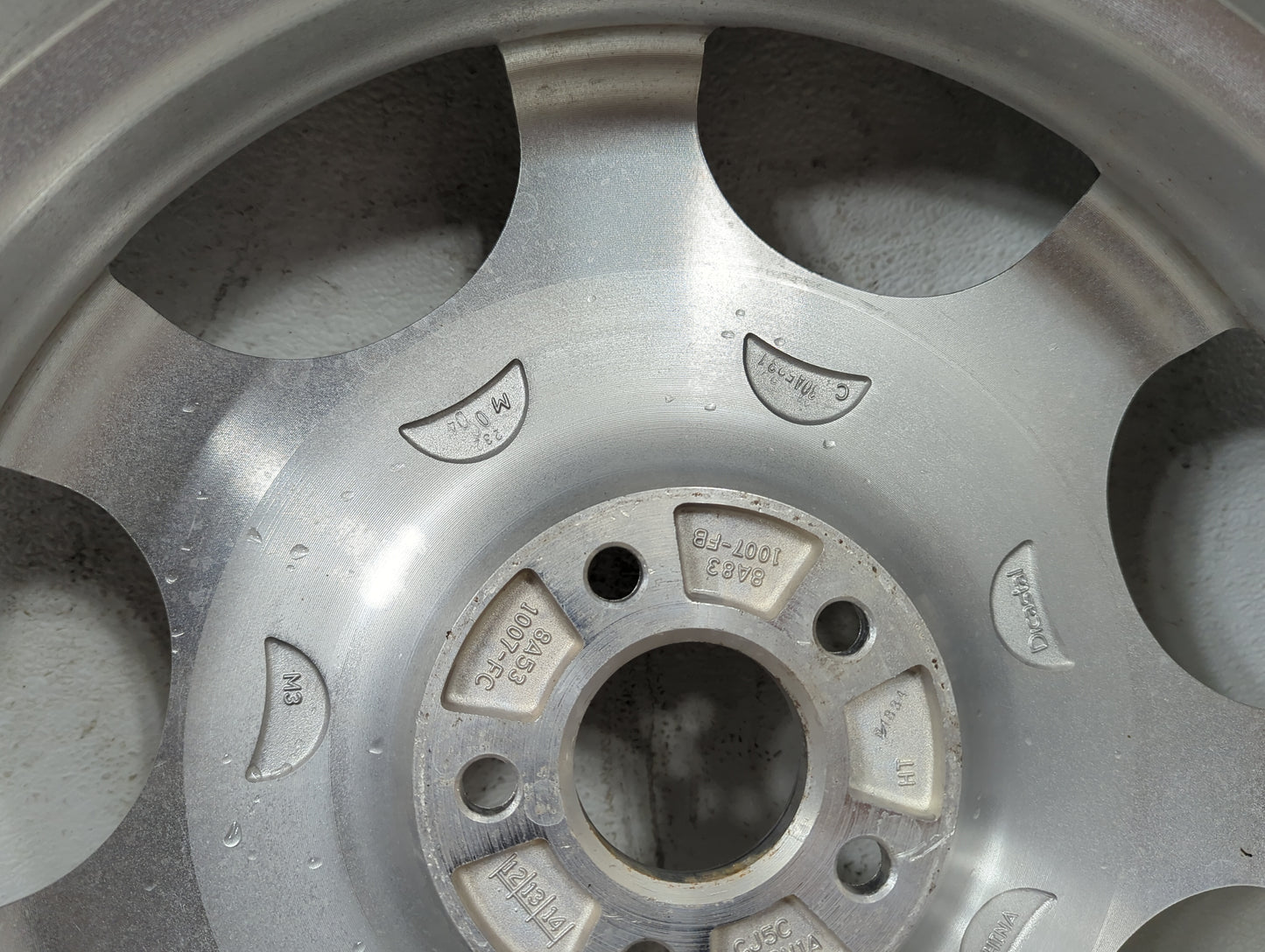 2013-2016 Ford Escape Spare Donut Tire Wheel Rim Oem 1159803 - Oemusedautoparts1.com
