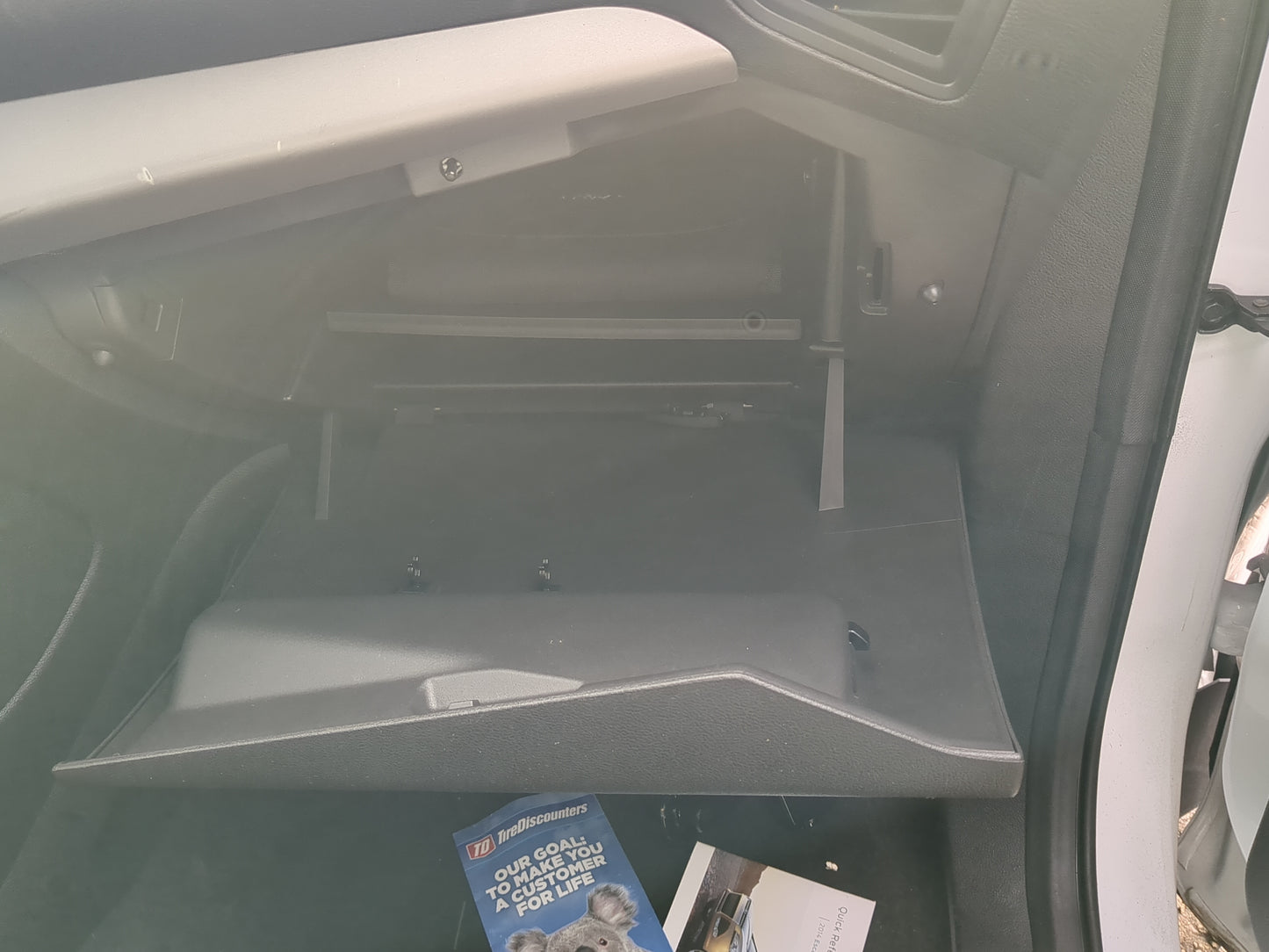 2014 Ford Escape Passenger Glove Box Door Storage Compartment 1163838 - Oemusedautoparts1.com