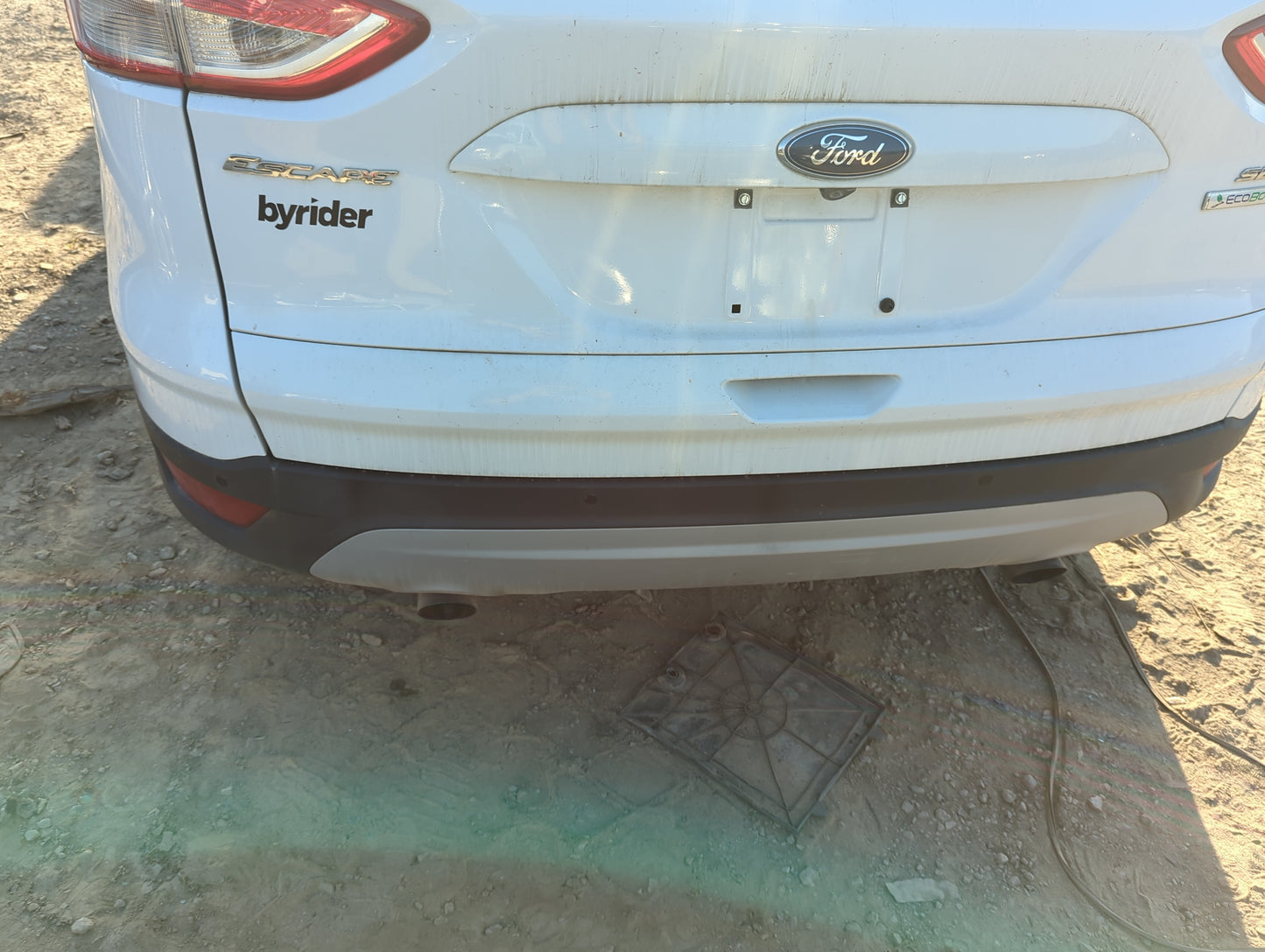 2013-2016 Ford Escape Rear Bumper Assembly Oem 1163867 - Oemusedautoparts1.com