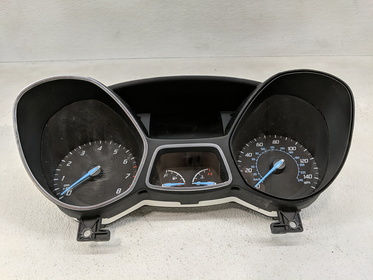2013-2014 Ford Escape Instrument Cluster Speedometer Gauges P/N:VPCL8F-10894-B CL8F-10894-B Miles: Fits Fits 2013 2014 OEM U