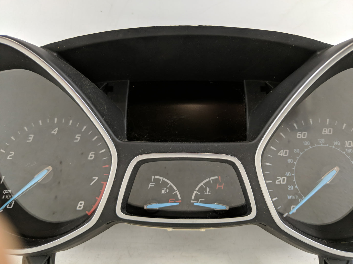 2014-2015 Ford Escape Instrument Cluster Speedometer Gauges P/N:6DTJ07147B Fits Fits 2014 2015 OEM Used Auto Parts - Oemused