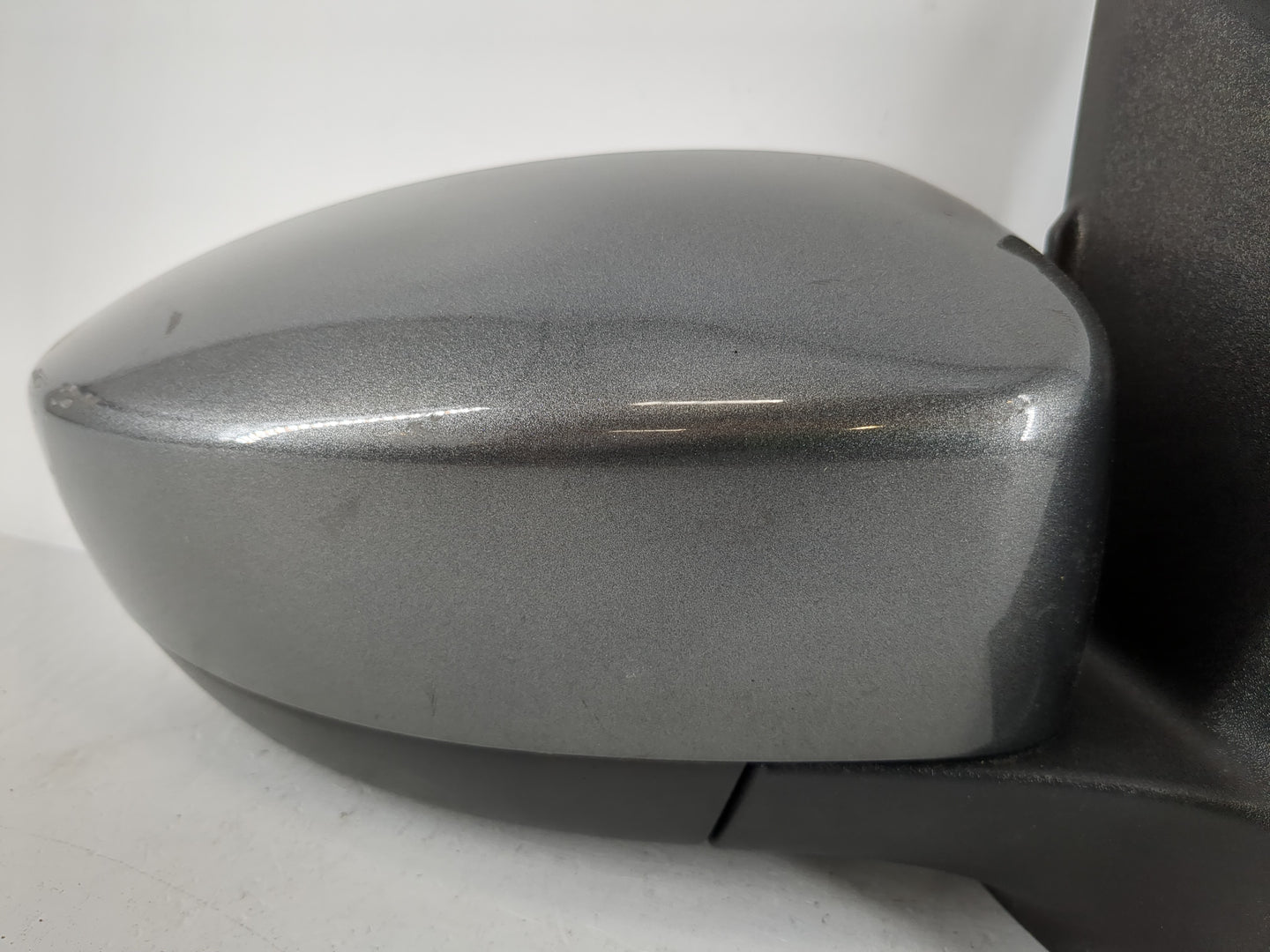 2013-2016 Ford Escape Passenger Side View Mirror - Right Door Mirror OEM Used - Oemusedautoparts1.com