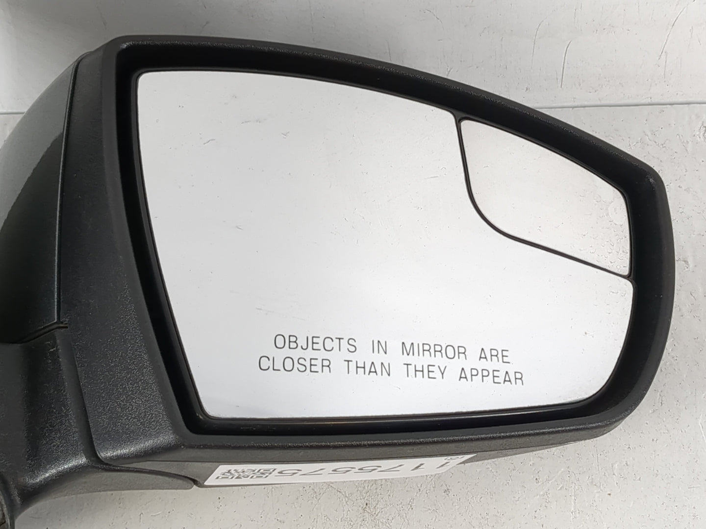 2013-2016 Ford Escape Passenger Side View Mirror - Right Door Mirror OEM Used - Oemusedautoparts1.com