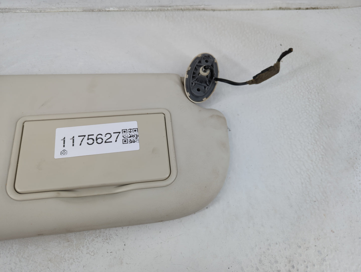 2013-2019 Ford Escape Sun Visor Shade Replacement Passenger Right Mirror Fits Fits 2013 2014 2015 2016 2017 2018 2019 OEM Us