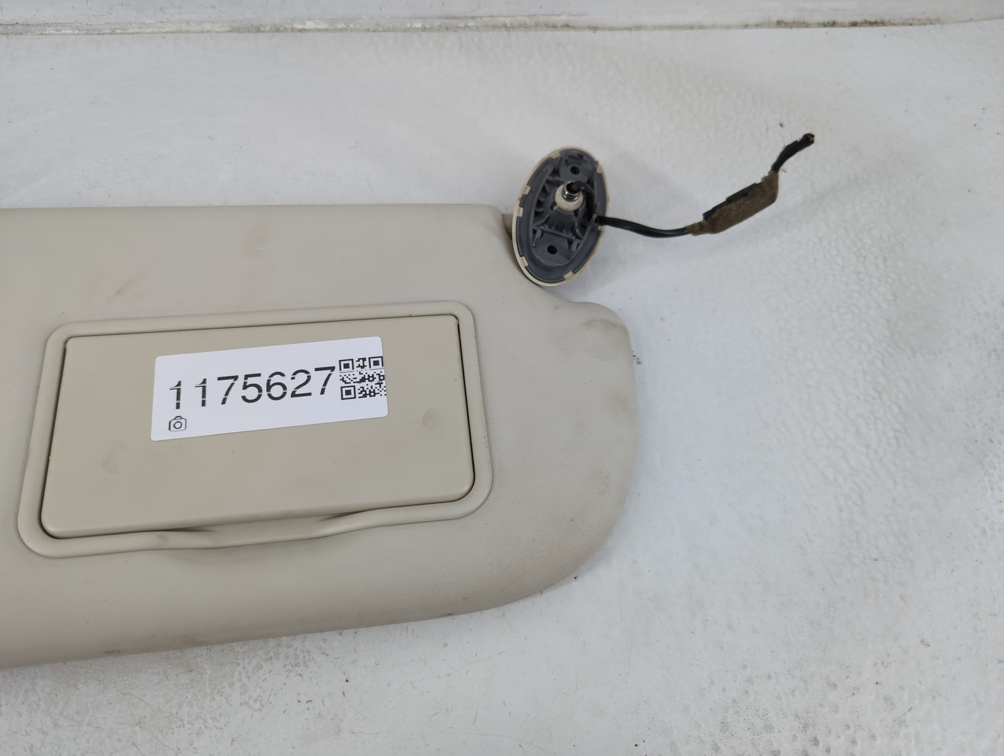 2013-2019 Ford Escape Sun Visor Shade Replacement Passenger Right Mirror Fits Fits 2013 2014 2015 2016 2017 2018 2019 OEM Us