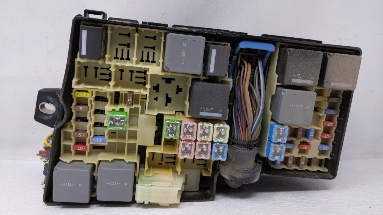 2013-2016 Ford Escape Fusebox Fuse Box Panel Relay Module P/N:AV6T-14A142-AB AVGT-14A076-AB Fits Fits 2013 2014 2015 2016 OE