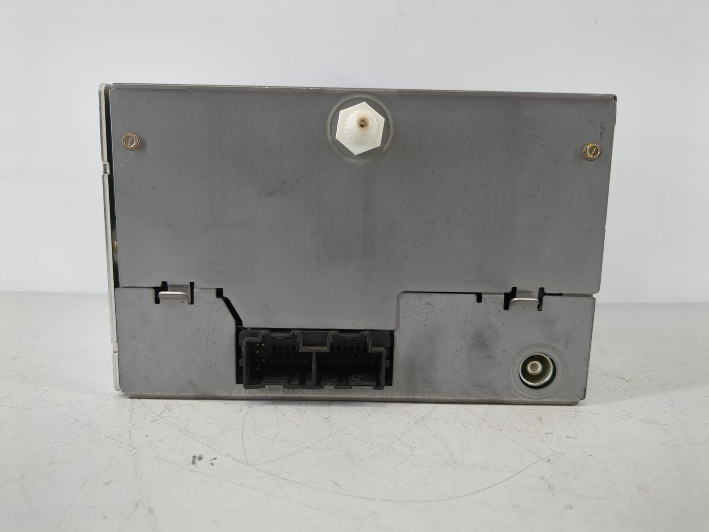 2013-2016 Ford Escape Radio AM FM Cd Player Receiver Replacement P/N:25865029 Fits Fits 2013 2014 2015 2016 OEM Used Auto Pa