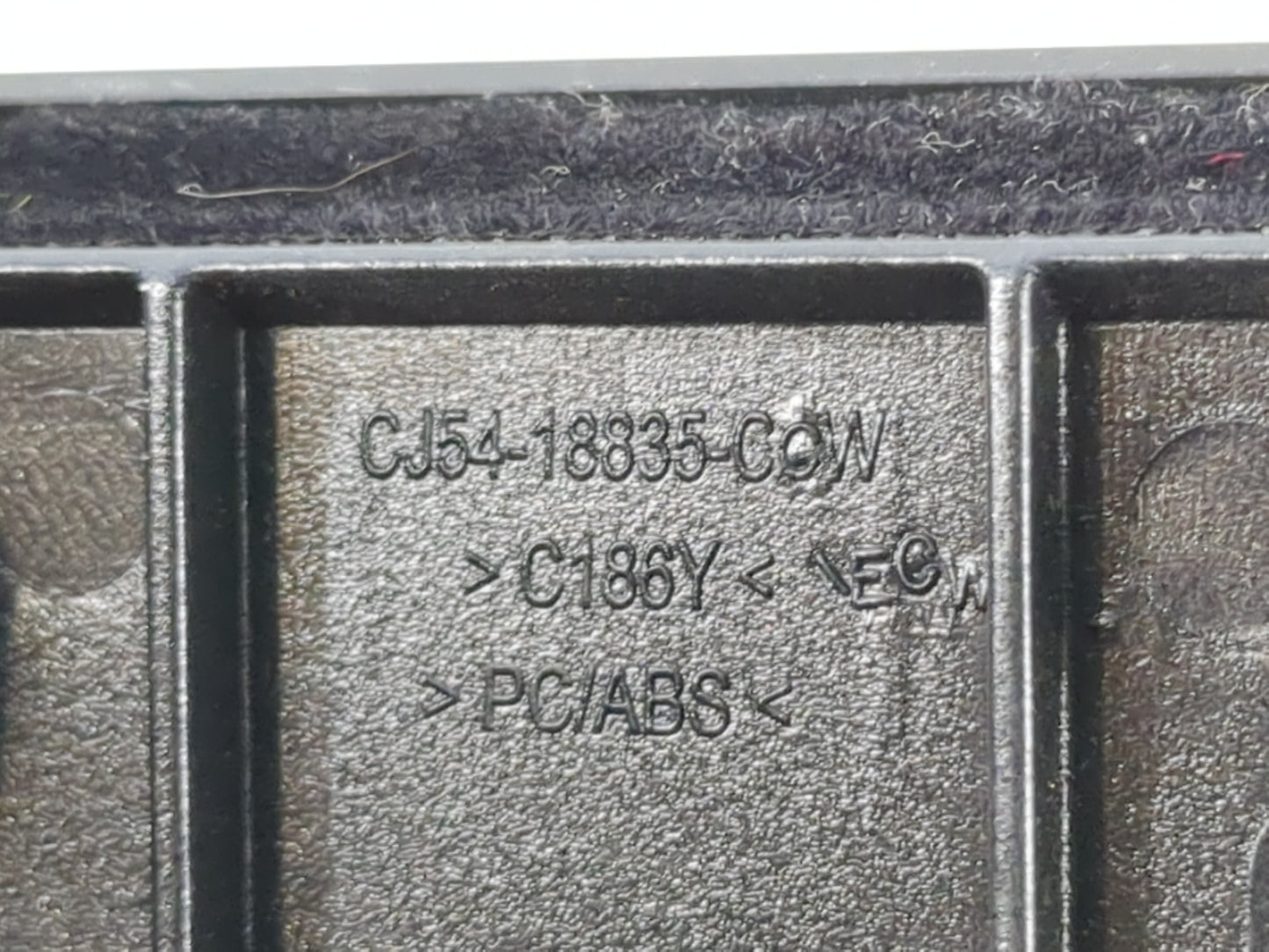 2013-2016 Ford Escape Radio AM FM Cd Player Receiver Replacement P/N:CJ54-18835 Fits Fits 2013 2014 2015 2016 OEM Used Auto 