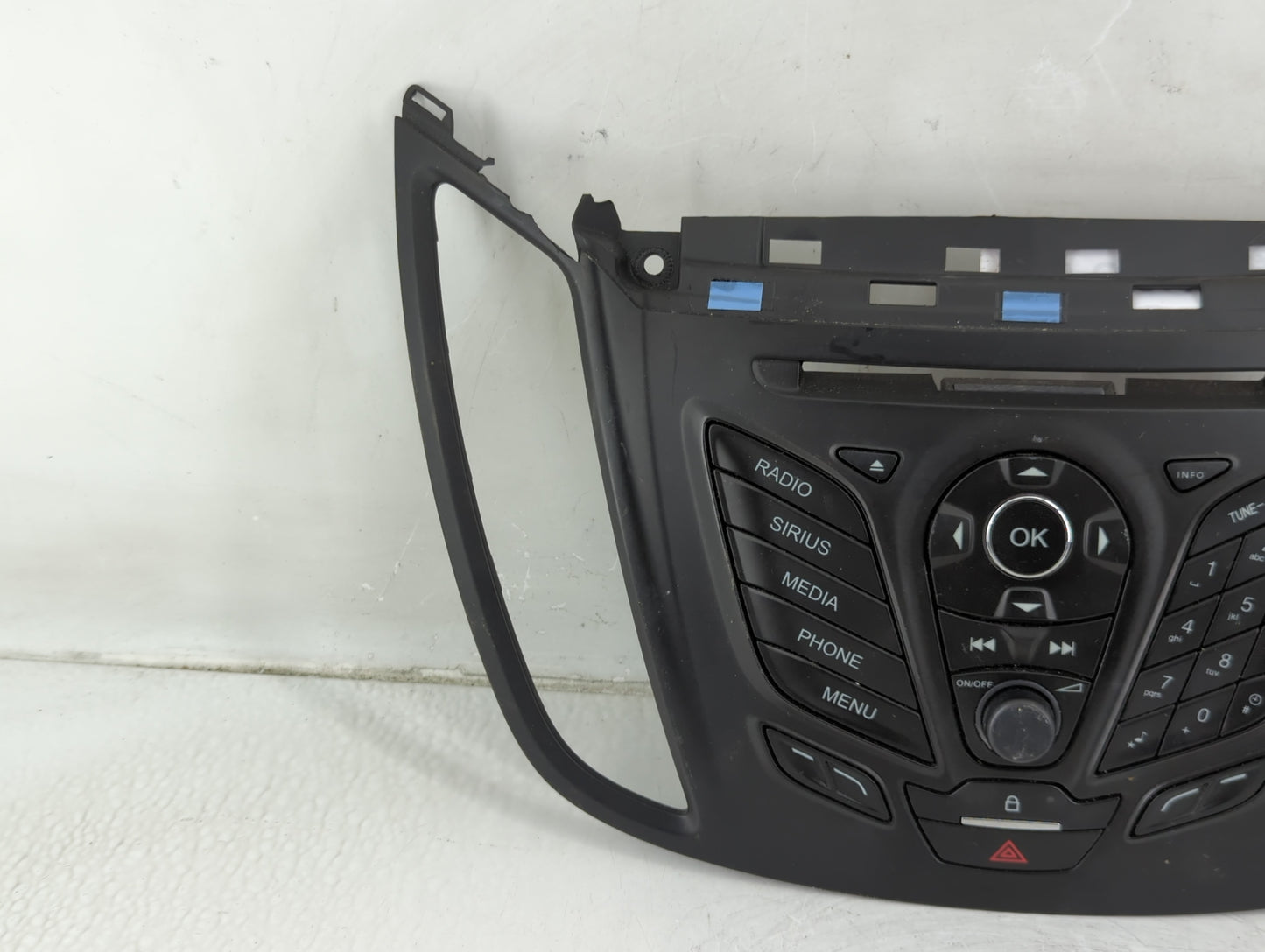2013-2015 Ford Escape Radio AM FM Cd Player Receiver Replacement P/N:CJ54 18835 AE3 Fits Fits 2013 2014 2015 OEM Used Auto P