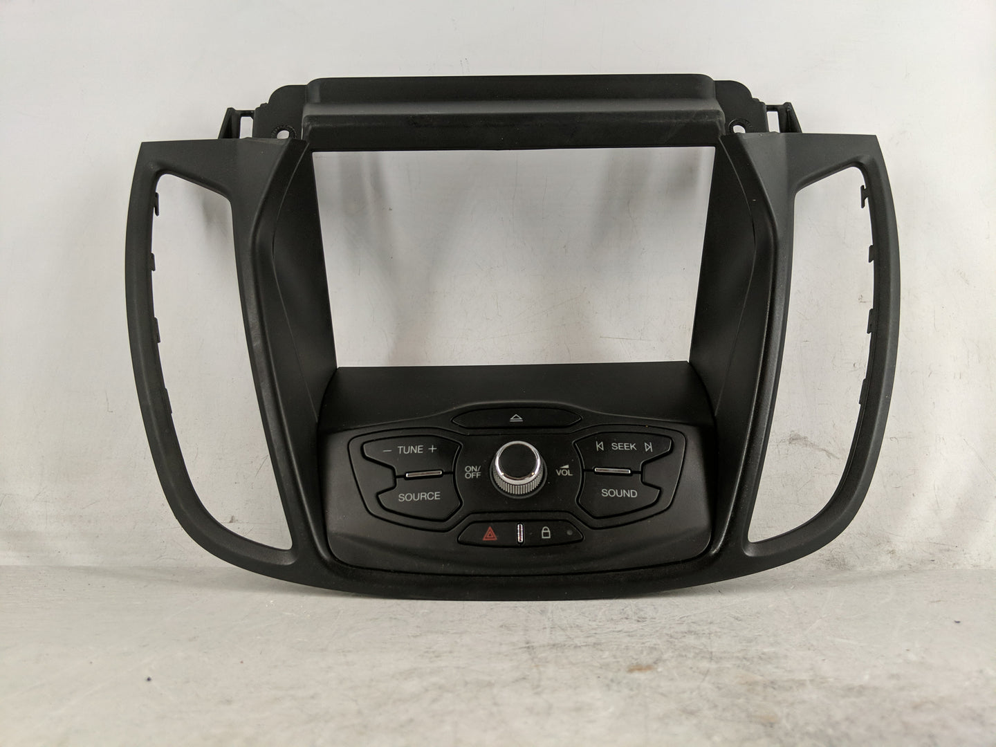 2013-2016 Ford Escape Radio AM FM Cd Player Receiver Replacement P/N:CJ54-18835-CCW Fits Fits 2013 2014 2015 2016 OEM Used A