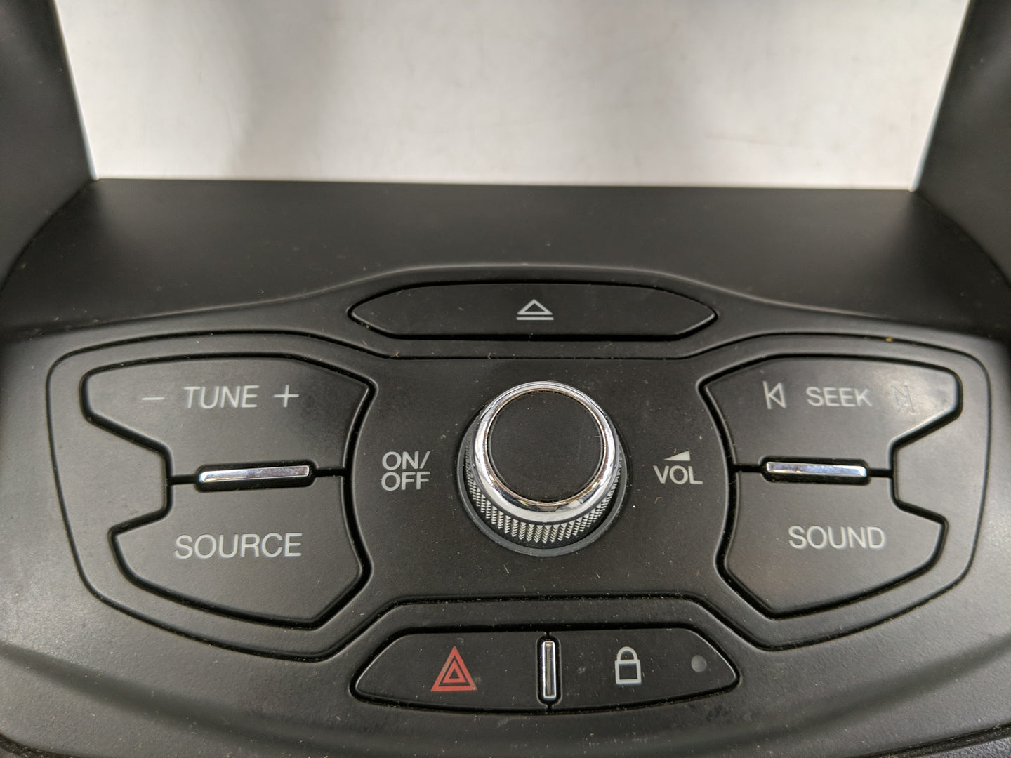 2013-2016 Ford Escape Radio AM FM Cd Player Receiver Replacement P/N:CJ54-18835-CCW Fits Fits 2013 2014 2015 2016 OEM Used A