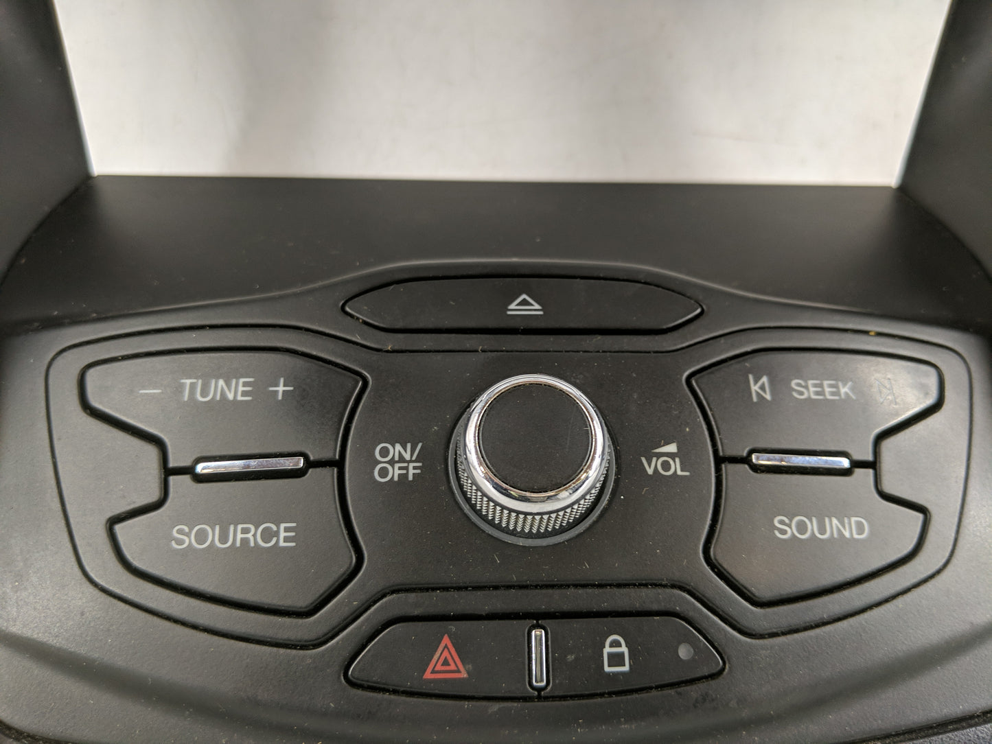 2013-2016 Ford Escape Radio AM FM Cd Player Receiver Replacement P/N:CJ54-18835-CCW Fits Fits 2013 2014 2015 2016 OEM Used A