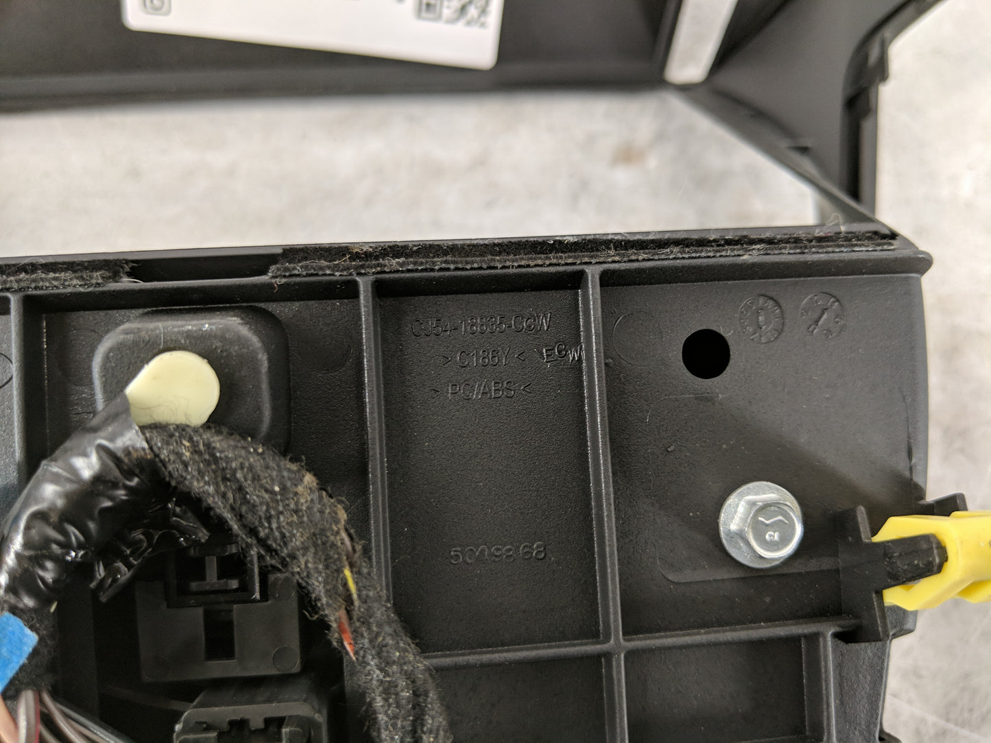 2013-2016 Ford Escape Radio AM FM Cd Player Receiver Replacement P/N:CJ54-18835-CCW Fits Fits 2013 2014 2015 2016 OEM Used A