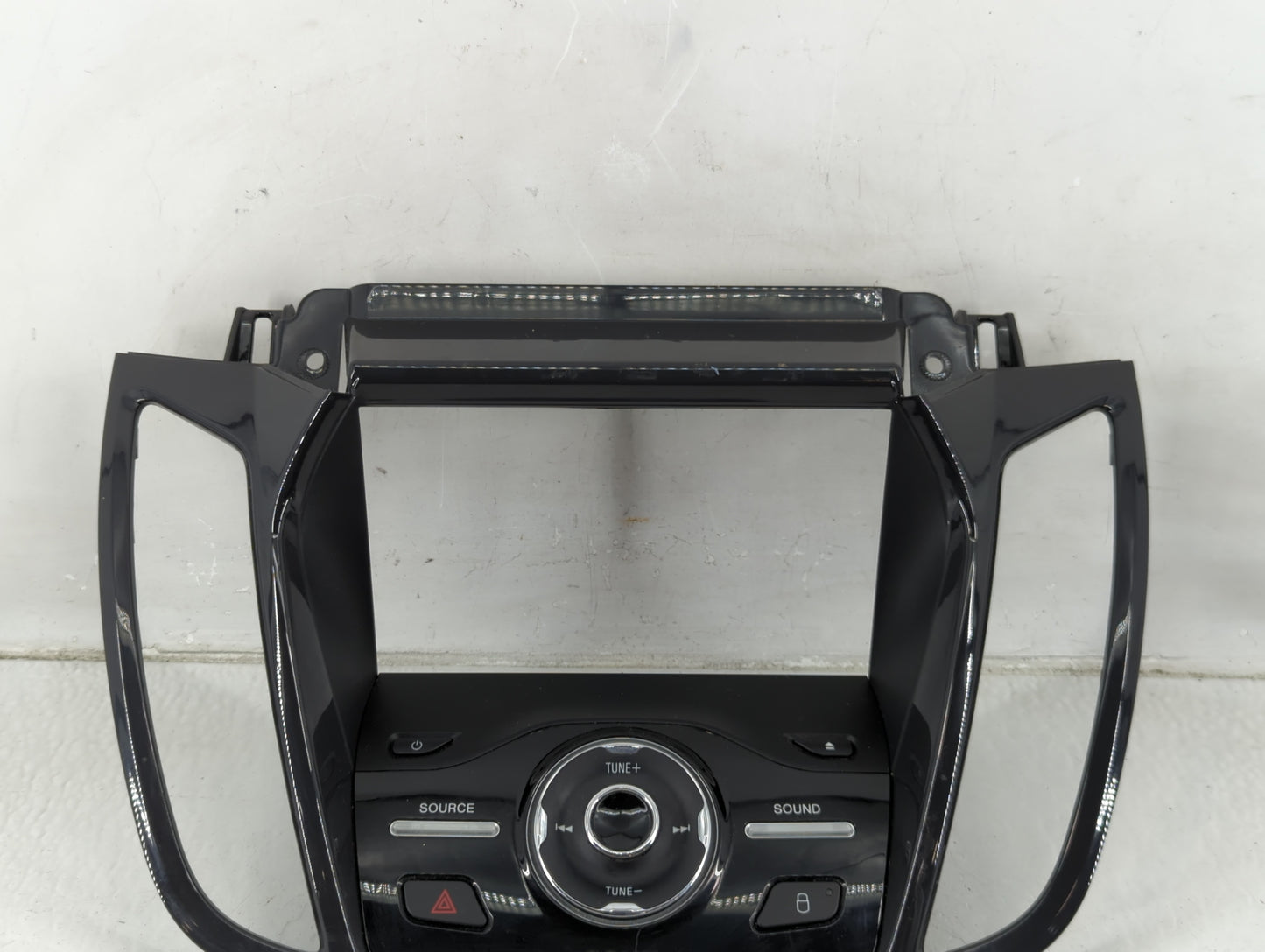 2013-2016 Ford Escape Radio AM FM Cd Player Receiver Replacement P/N:0151-696 Fits Fits 2013 2014 2015 2016 OEM Used Auto Pa