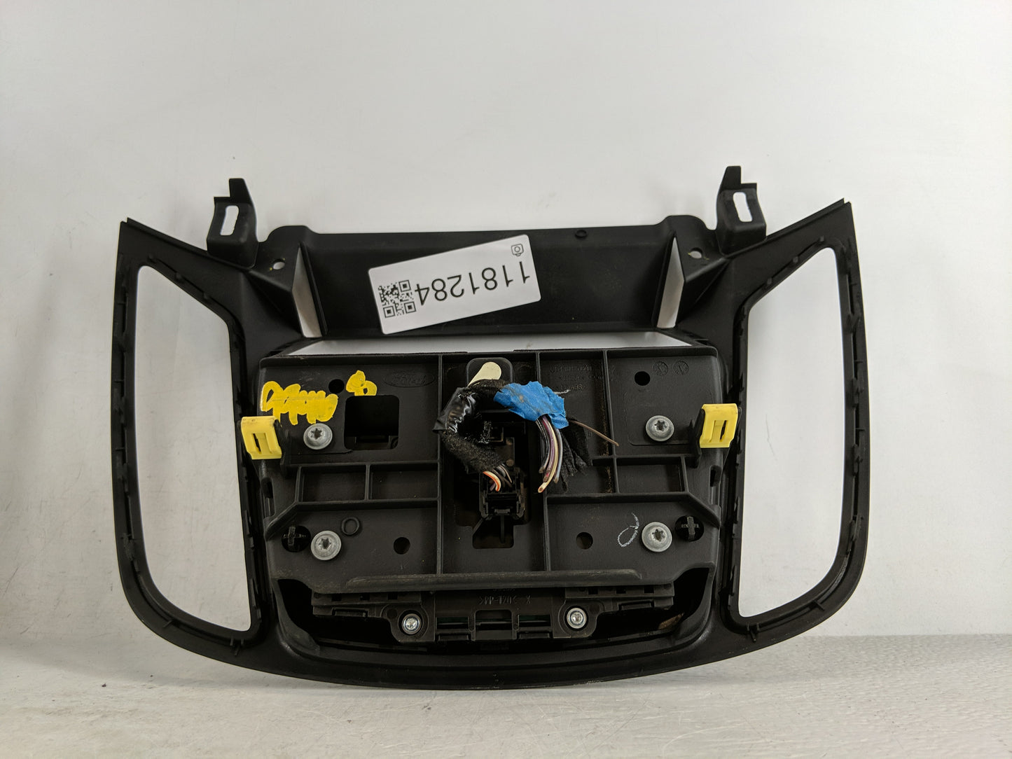 2013-2016 Ford Escape Radio AM FM Cd Player Receiver Replacement P/N:CJ54-18835-CCW Fits Fits 2013 2014 2015 2016 OEM Used A