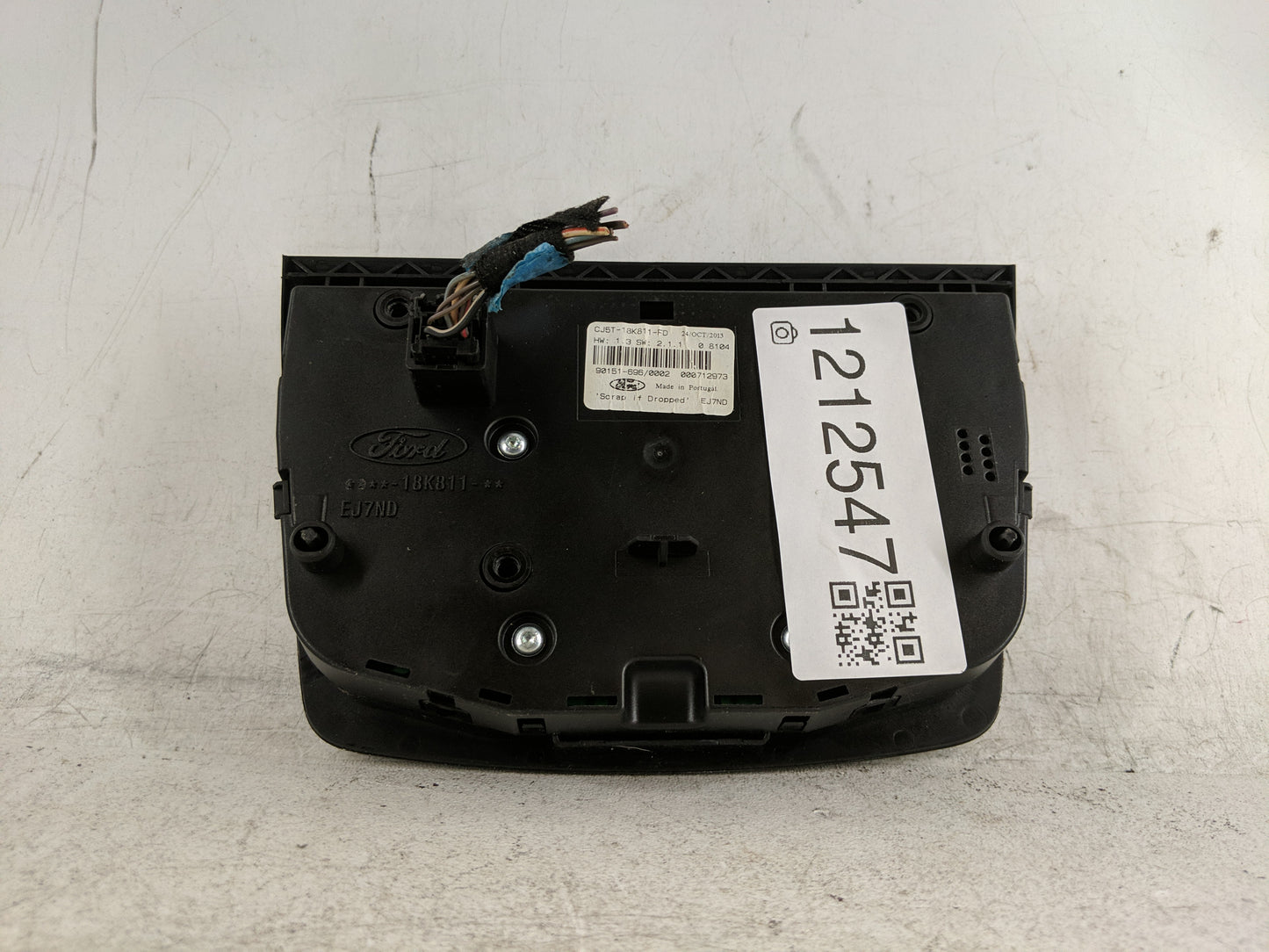 2013-2016 Ford Escape Radio AM FM Cd Player Receiver Replacement P/N:CJ5T-18K811-FD Fits Fits 2013 2014 2015 2016 OEM Used A