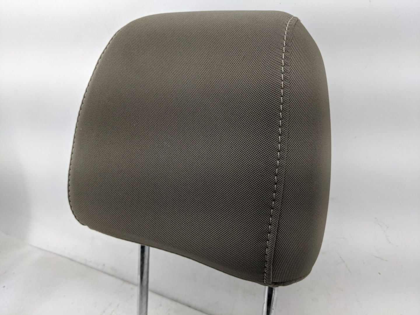 2014 Ford Escape Headrest Head Rest Front Driver Passenger Seat Fits OEM Used Auto Parts - Oemusedautoparts1.com