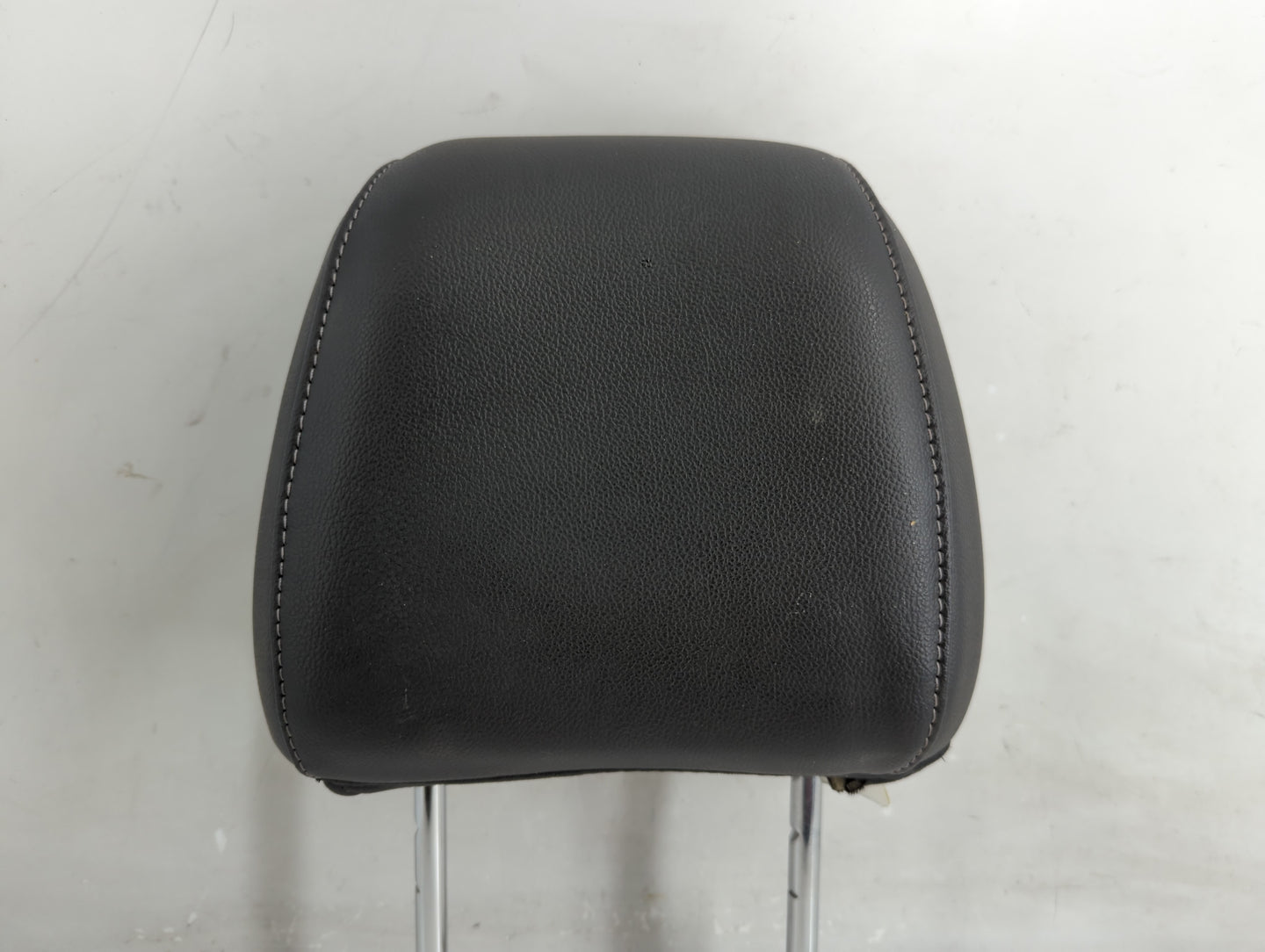 2014 Ford Escape Headrest Head Rest Rear Seat Fits OEM Used Auto Parts - Oemusedautoparts1.com