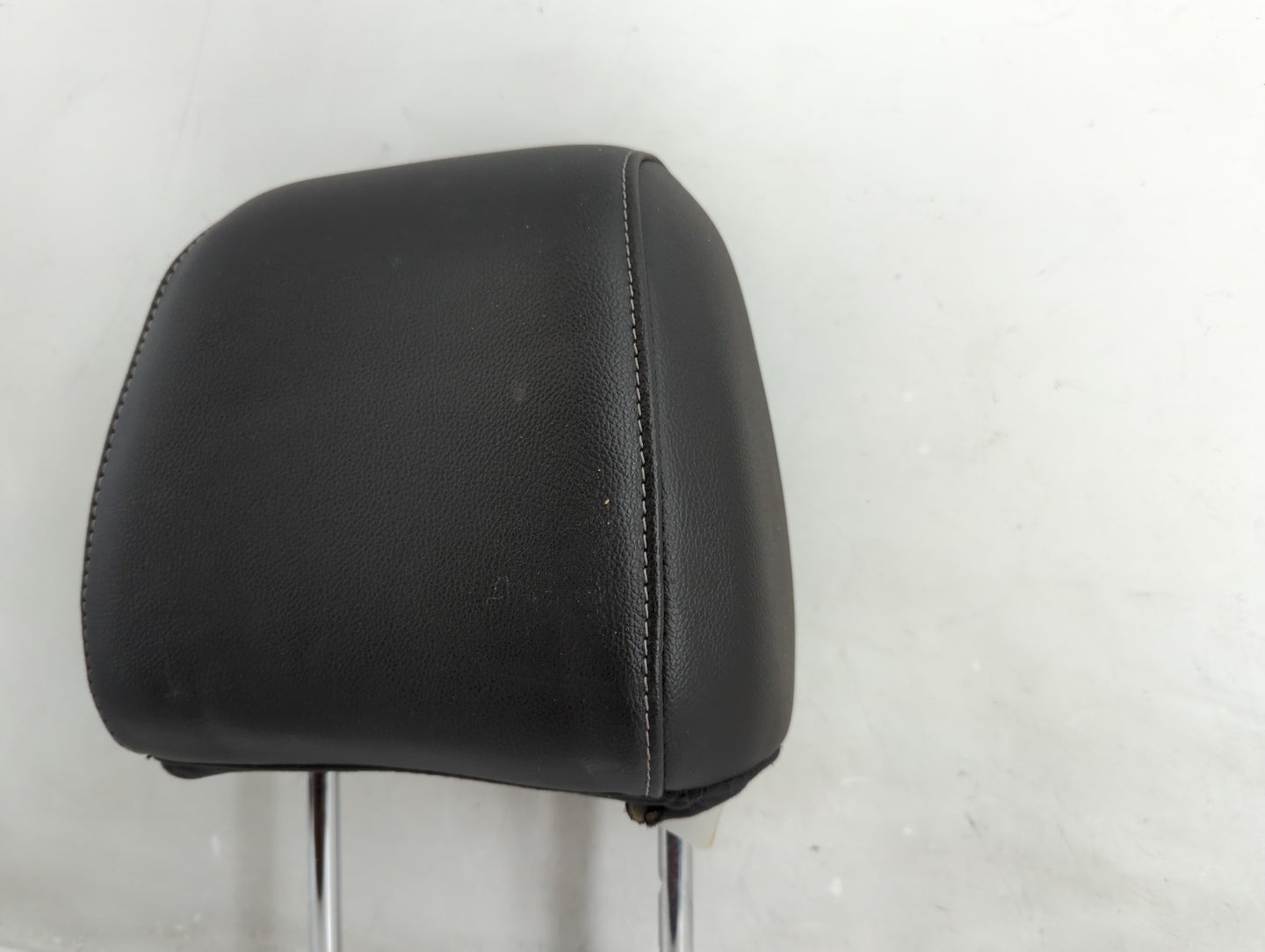 2014 Ford Escape Headrest Head Rest Rear Seat Fits OEM Used Auto Parts - Oemusedautoparts1.com