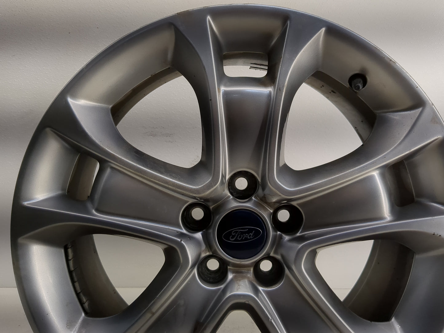 2013-2016 Ford Escape Oem Wheel Rim - Oemusedautoparts1.com