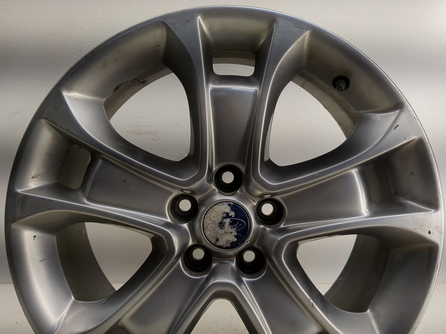 2013-2016 Ford Escape Oem Wheel Rim - Oemusedautoparts1.com