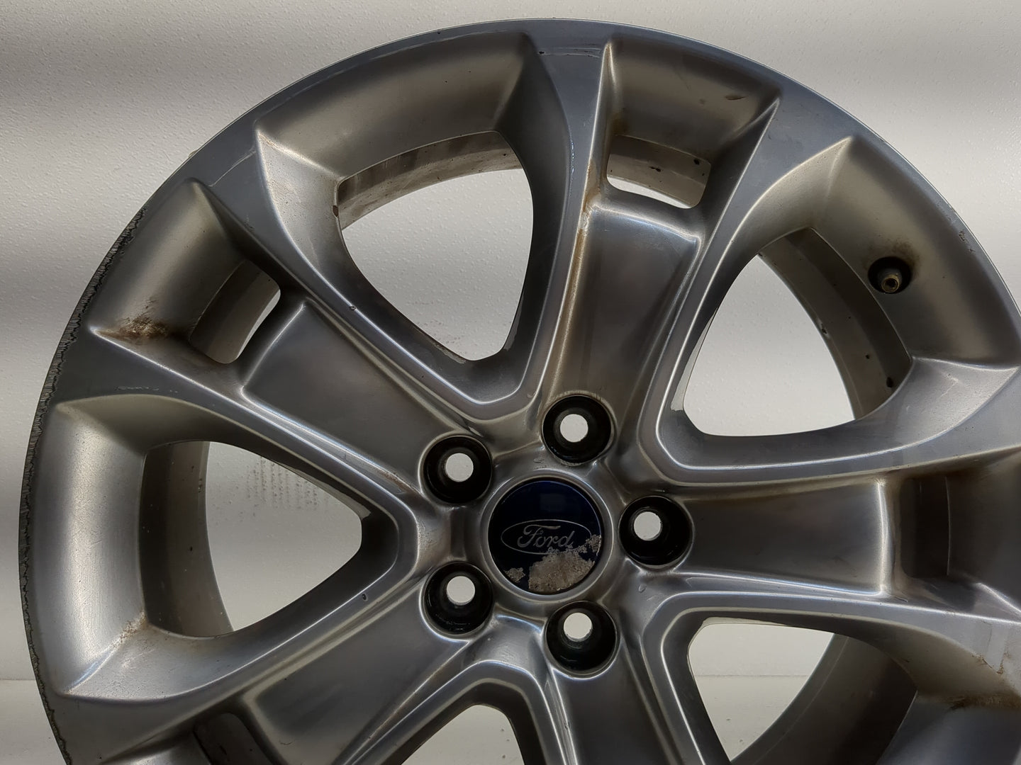 2013-2016 Ford Escape Oem Wheel Rim 1247557 - Oemusedautoparts1.com