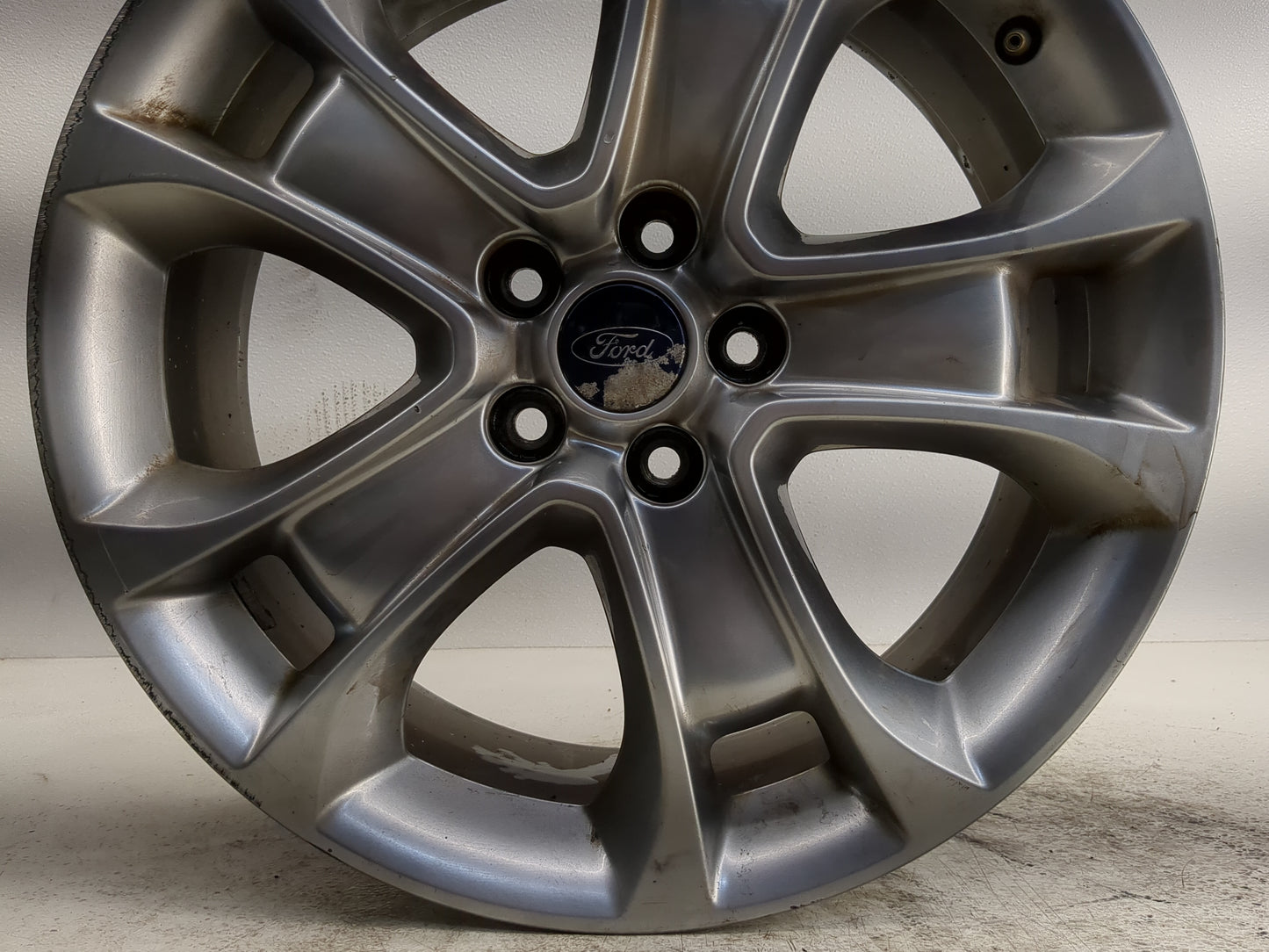 2013-2016 Ford Escape Oem Wheel Rim 1247557 - Oemusedautoparts1.com